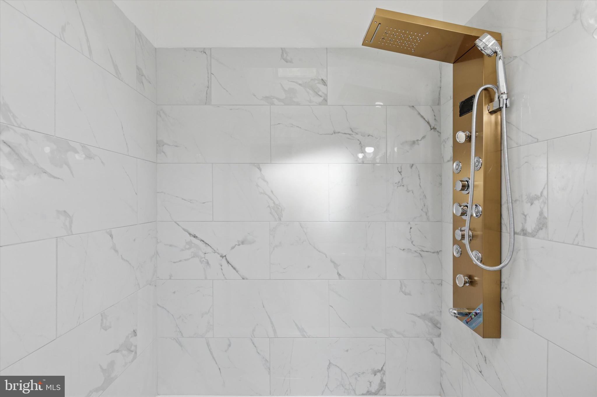 GERMANTOWN (EAST) - Residential