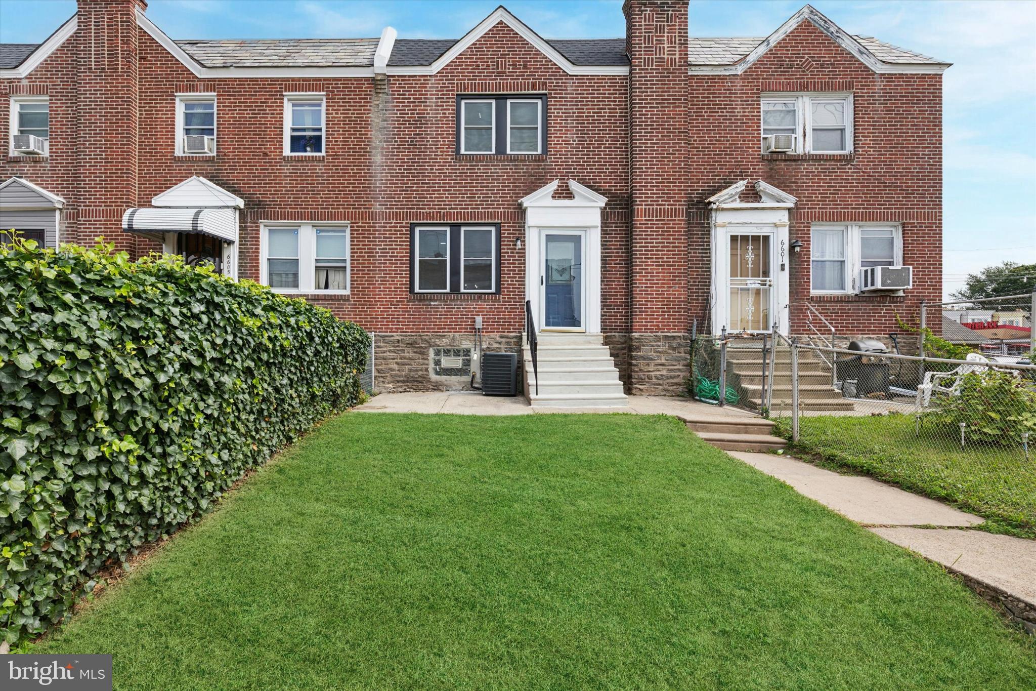 GERMANTOWN (EAST) - Residential