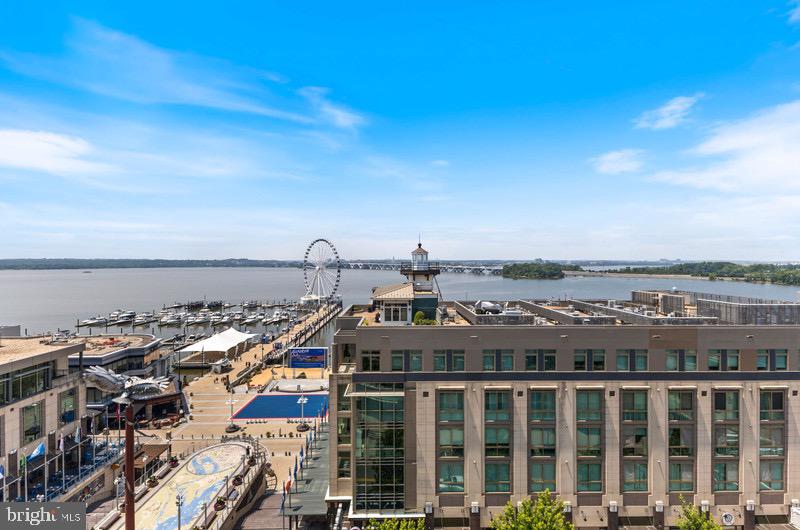 ONE NATIONAL HARBOR CONDOMINIUM - Residential