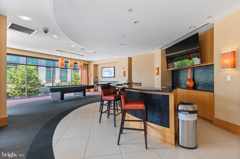 ONE NATIONAL HARBOR CONDOMINIUM - Residential