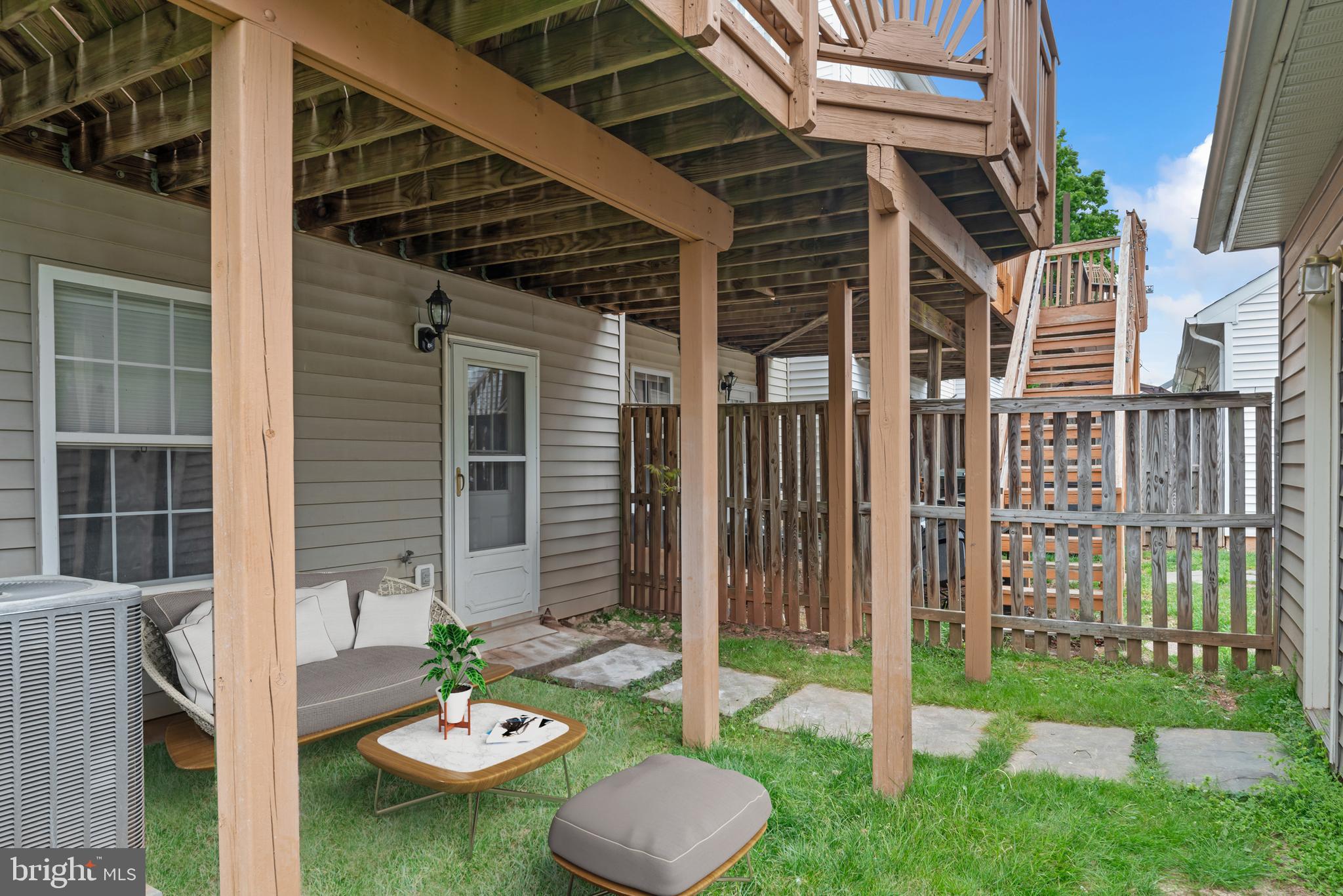 GROVEWOOD - Residential