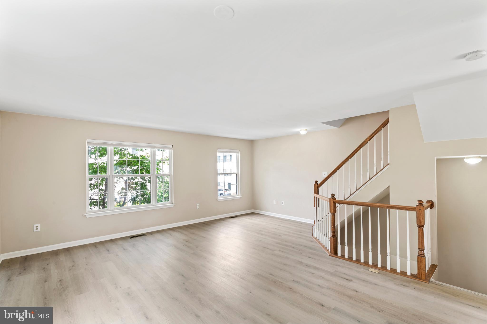 GROVEWOOD - Residential