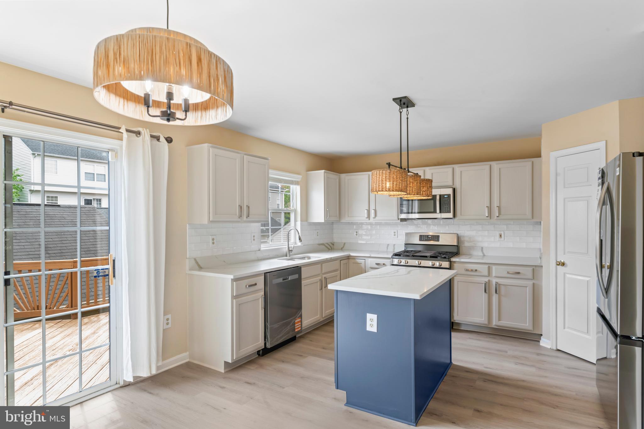 GROVEWOOD - Residential