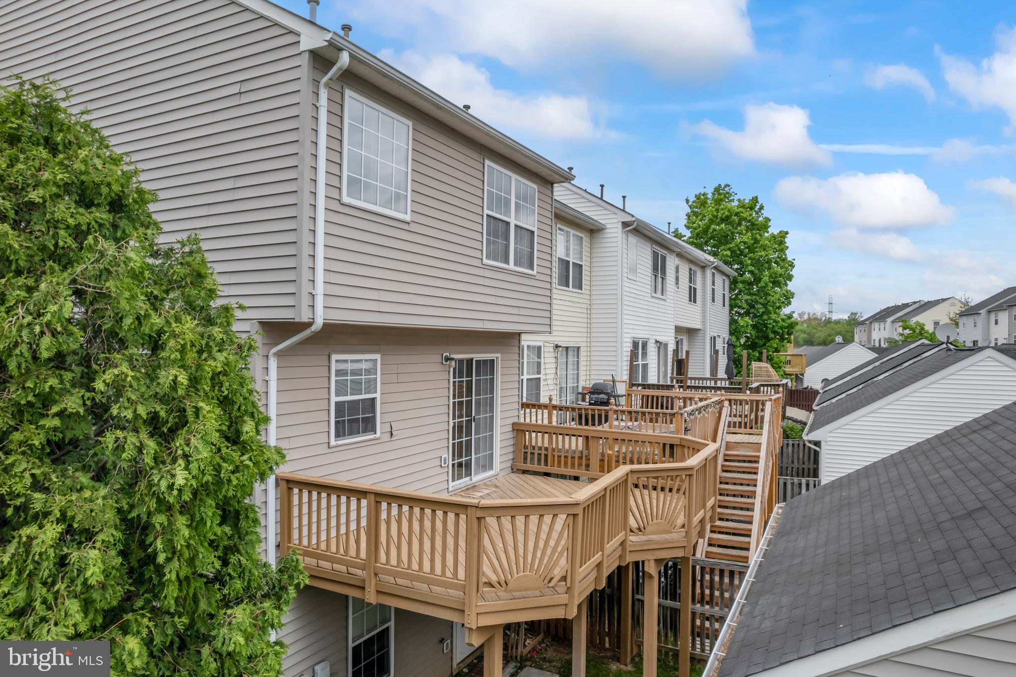 GROVEWOOD - Residential