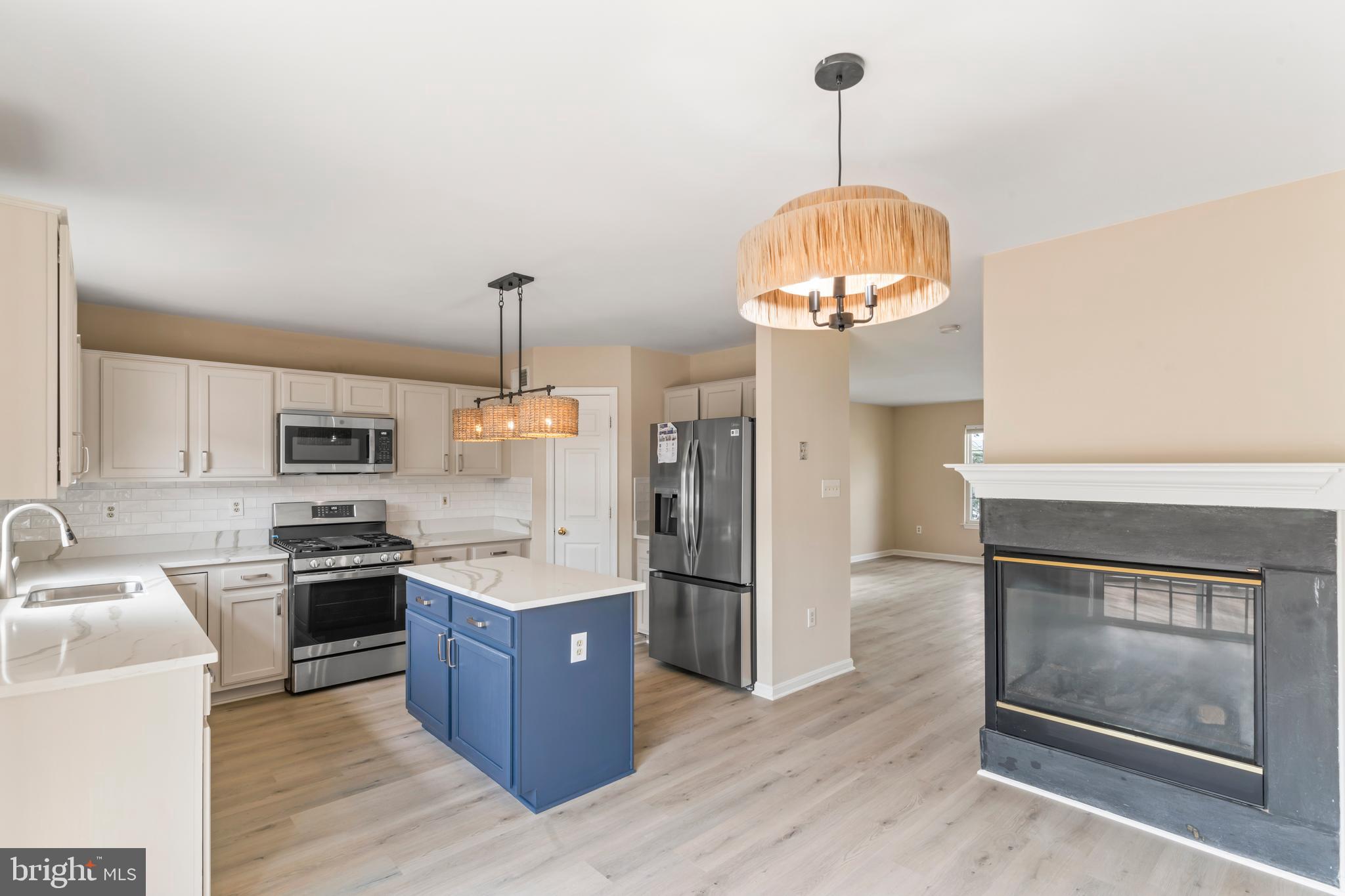 GROVEWOOD - Residential