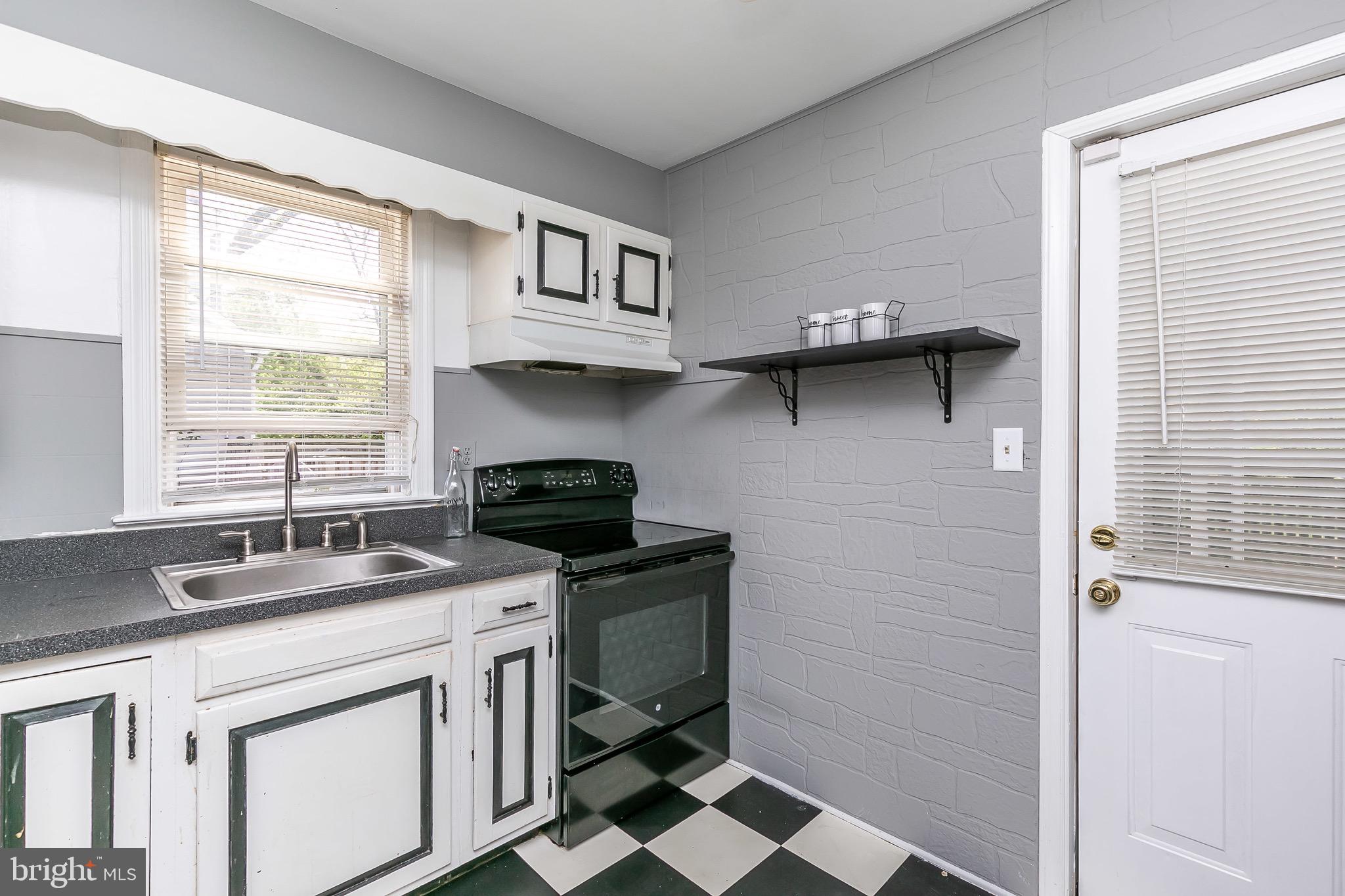 TOWSONVALE - Residential