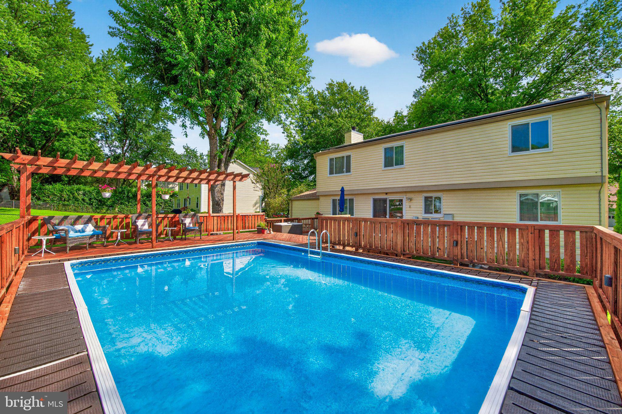 4421 MORNINGWOOD DRIVE