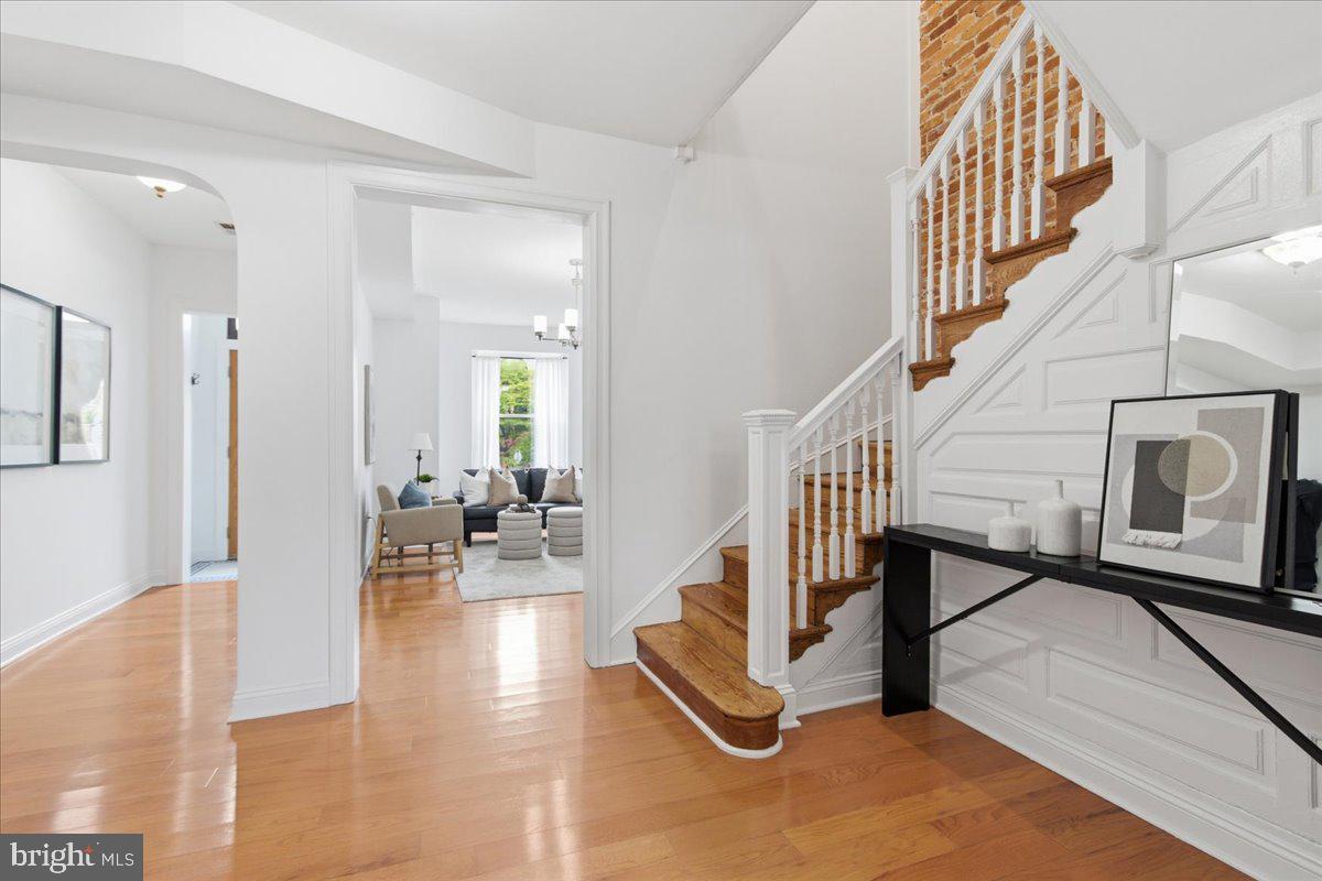 131 R STREET NE A