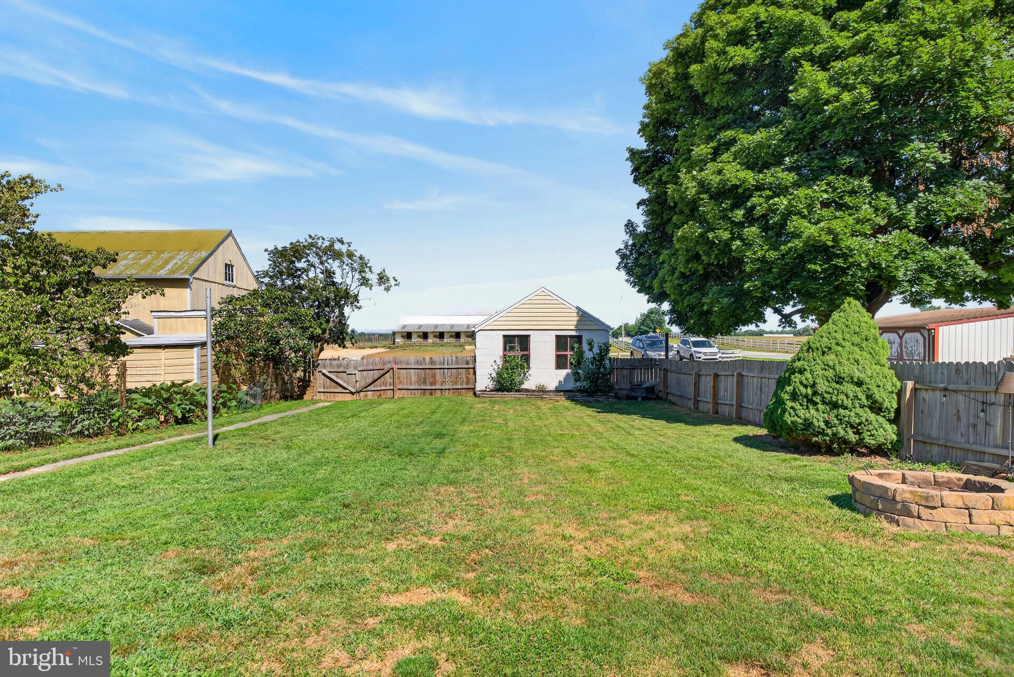 2924 HANOVER PIKE