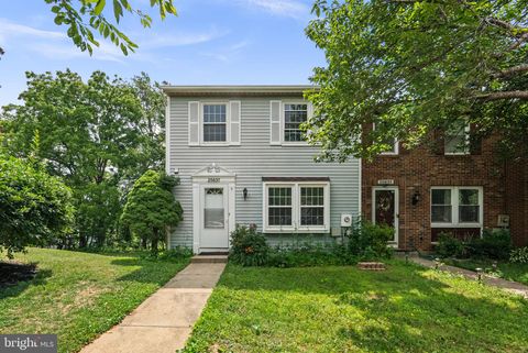 Photo of 25637 Coltrane Drive, DAMASCUS, MD 20872 (MLS # MDMC2242778)