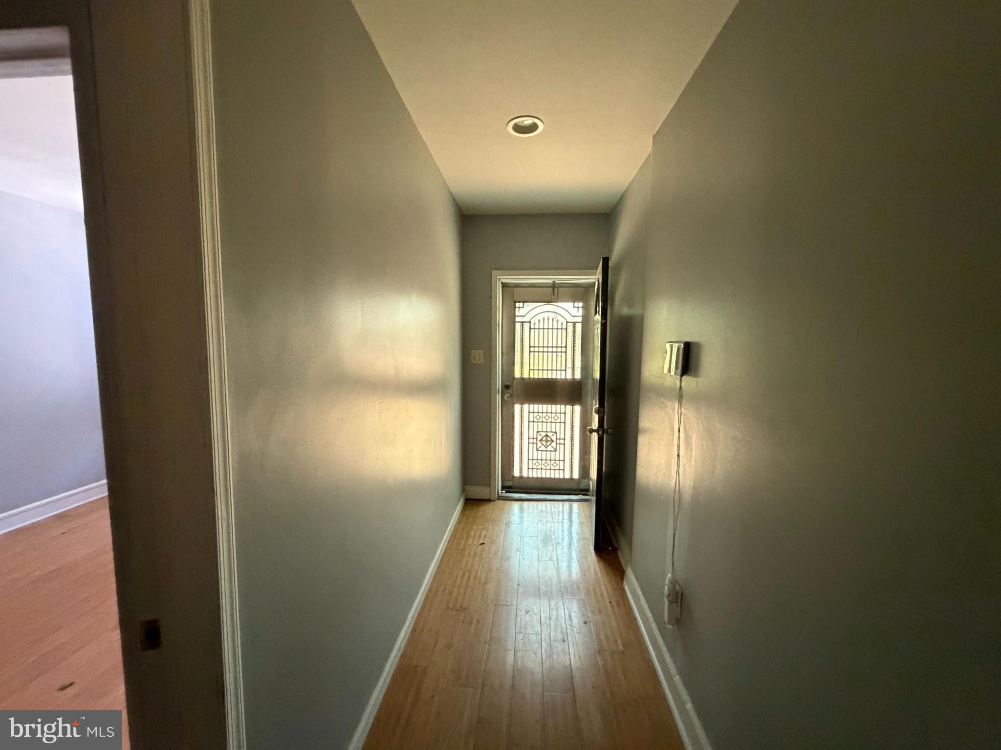 2213 N 11TH STREET