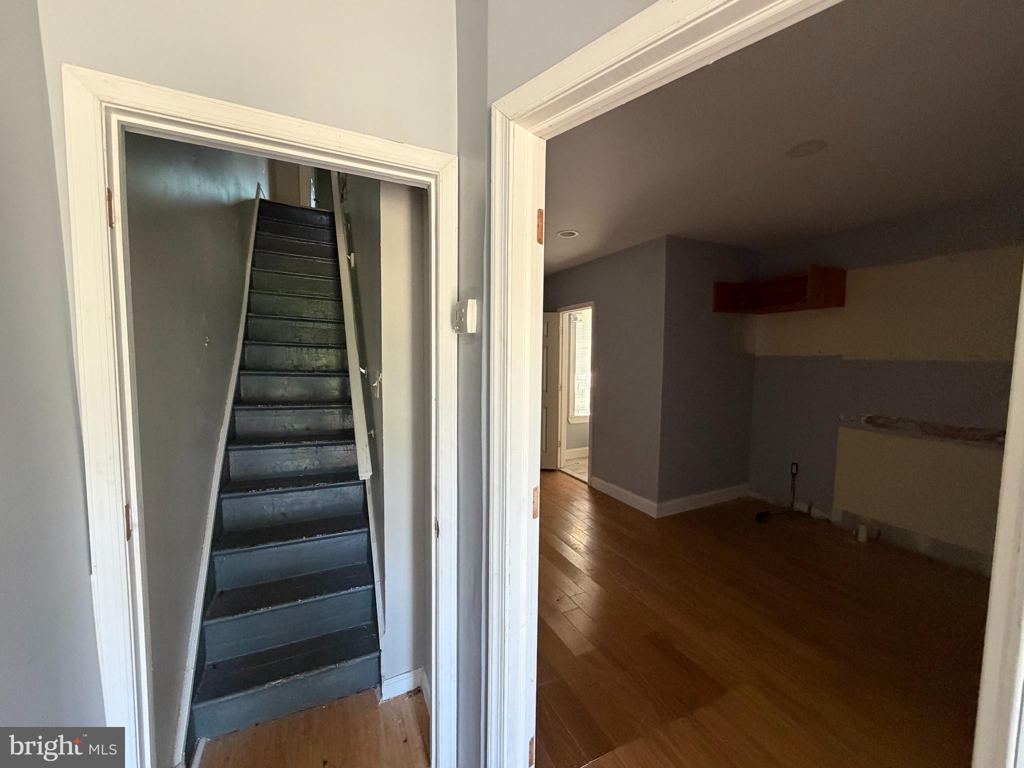 2213 N 11TH STREET
