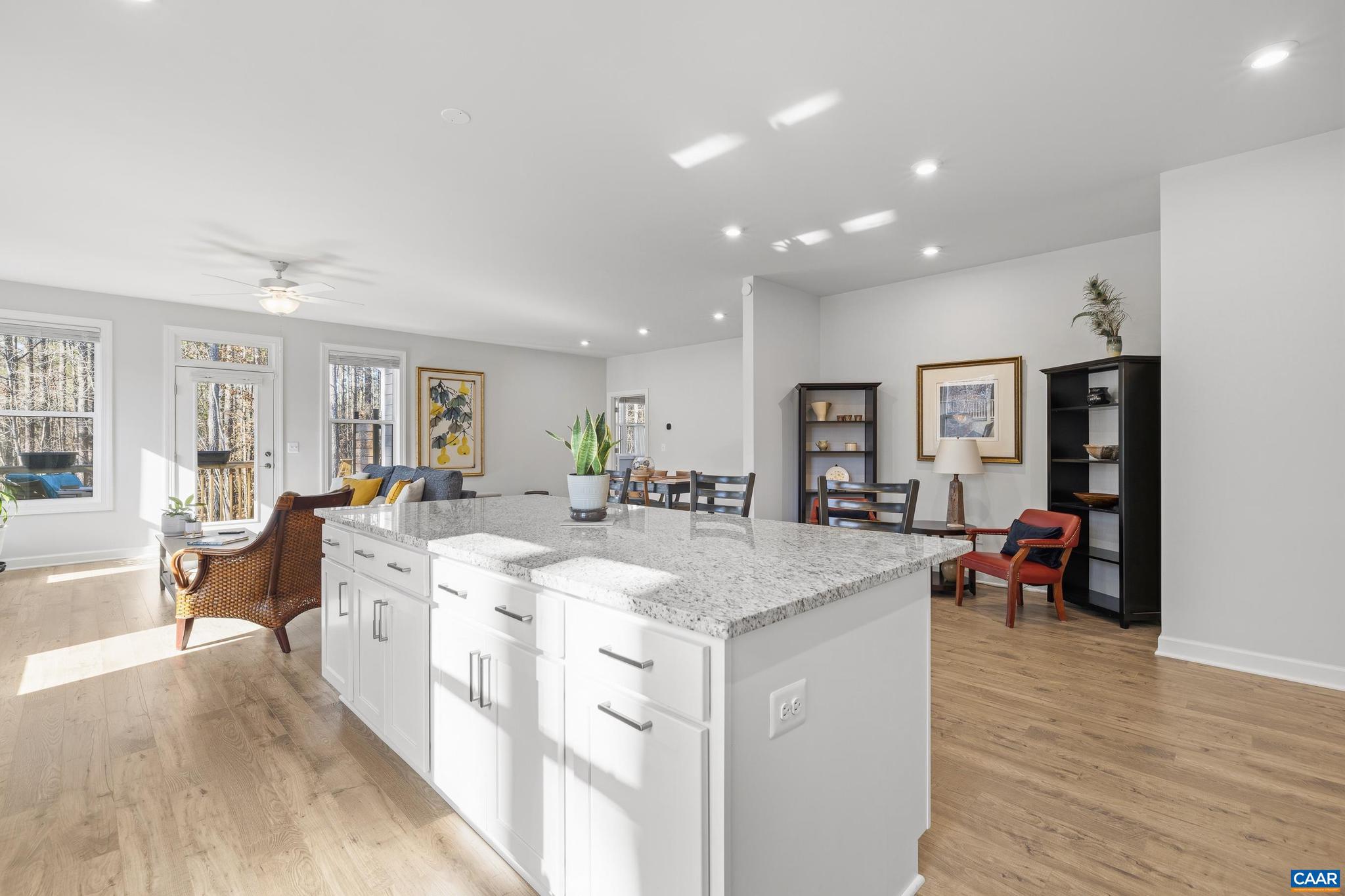 MEADOW BROOK - Residential