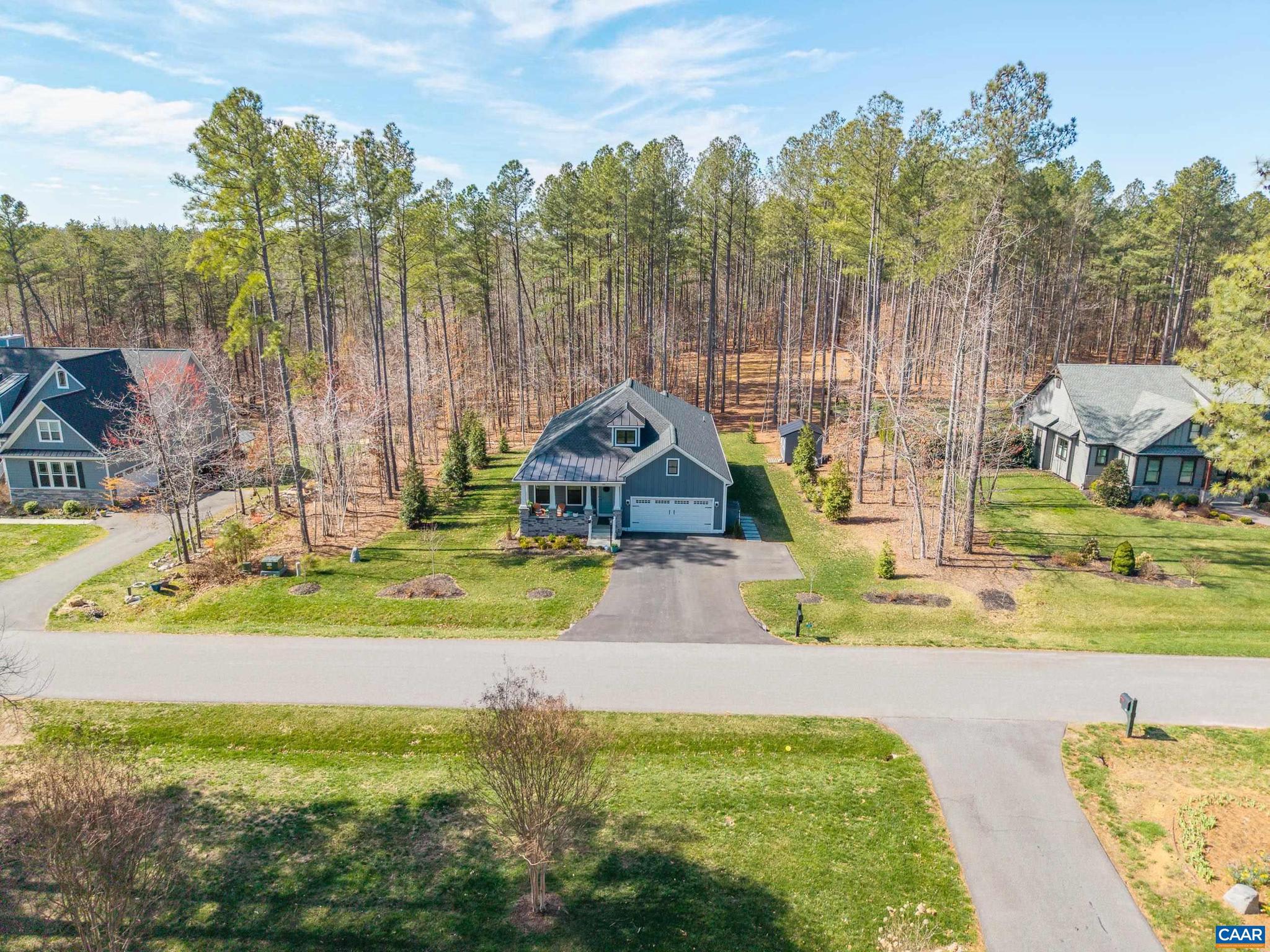 MEADOW BROOK - Residential