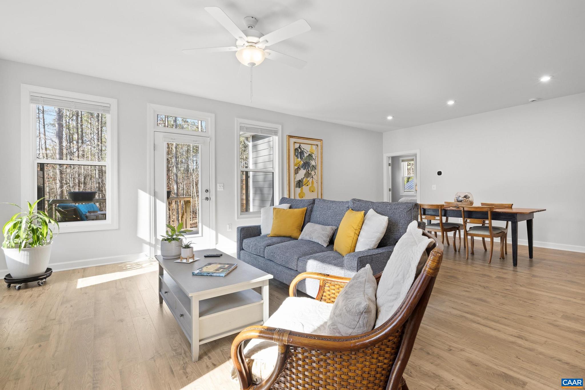 MEADOW BROOK - Residential