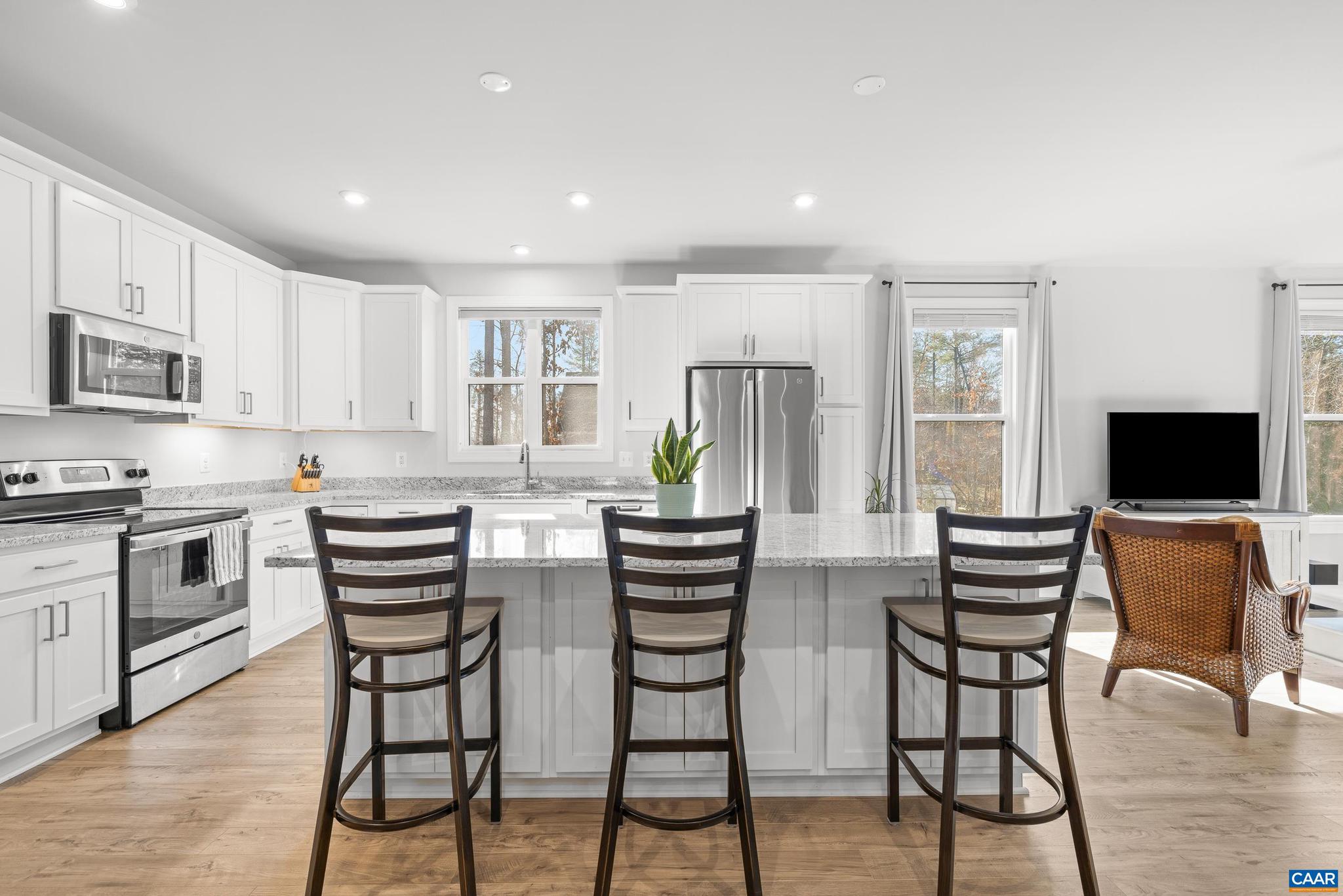 MEADOW BROOK - Residential