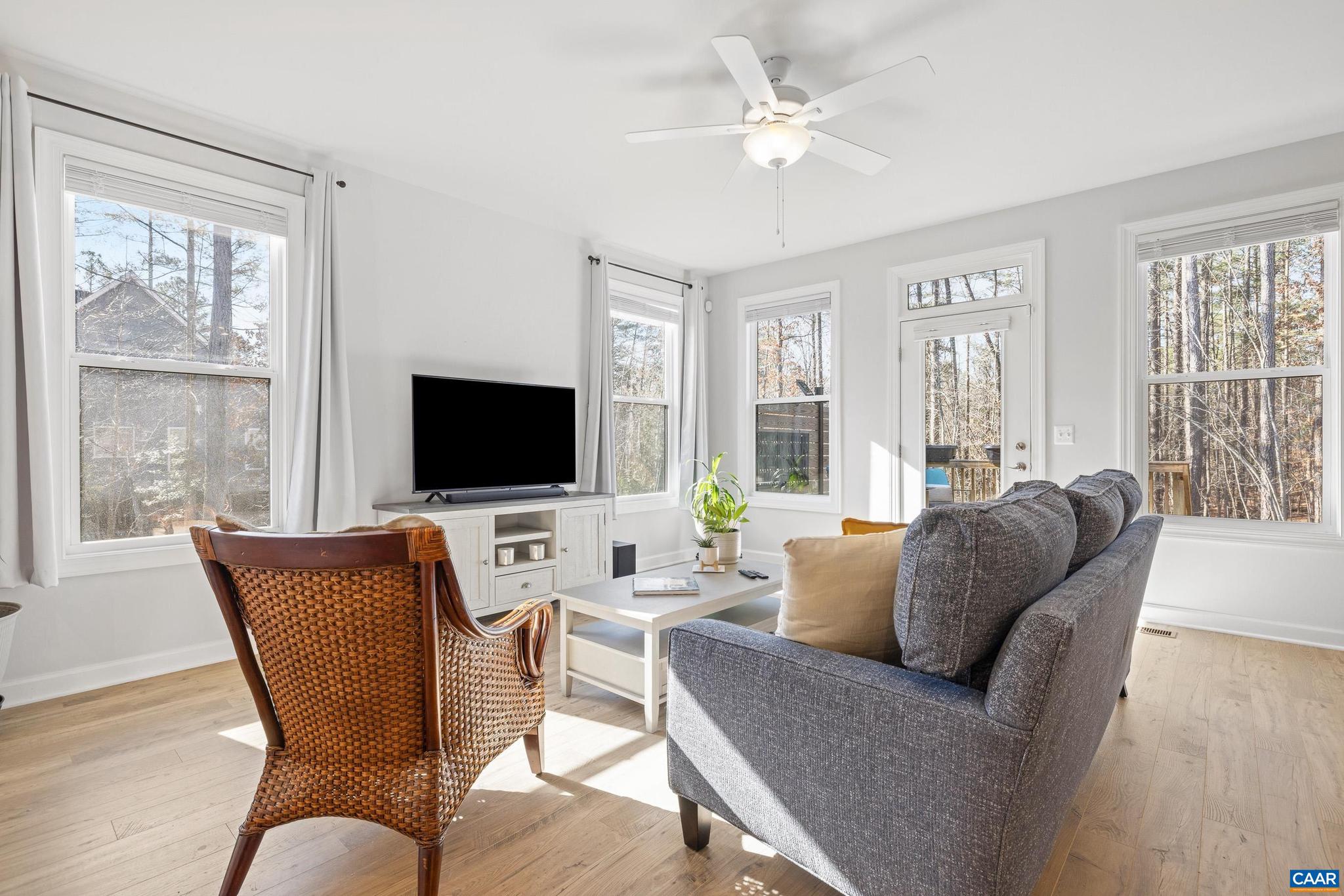 MEADOW BROOK - Residential