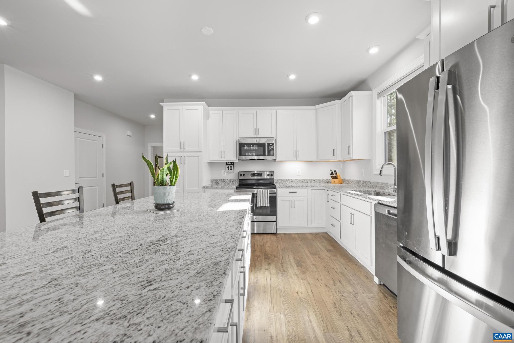 MEADOW BROOK - Residential