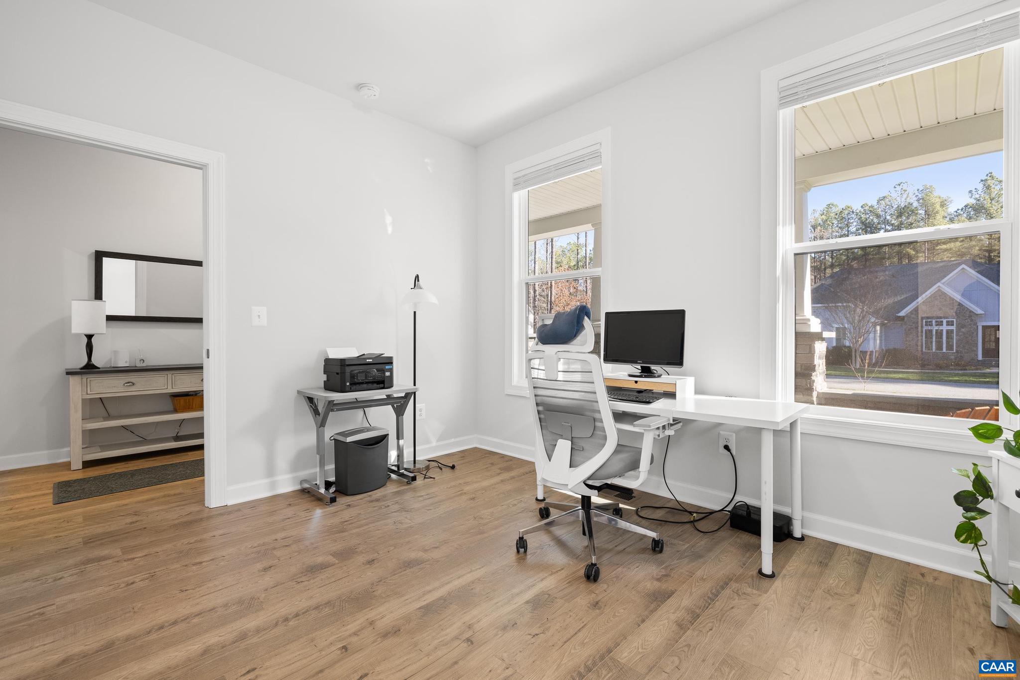 MEADOW BROOK - Residential