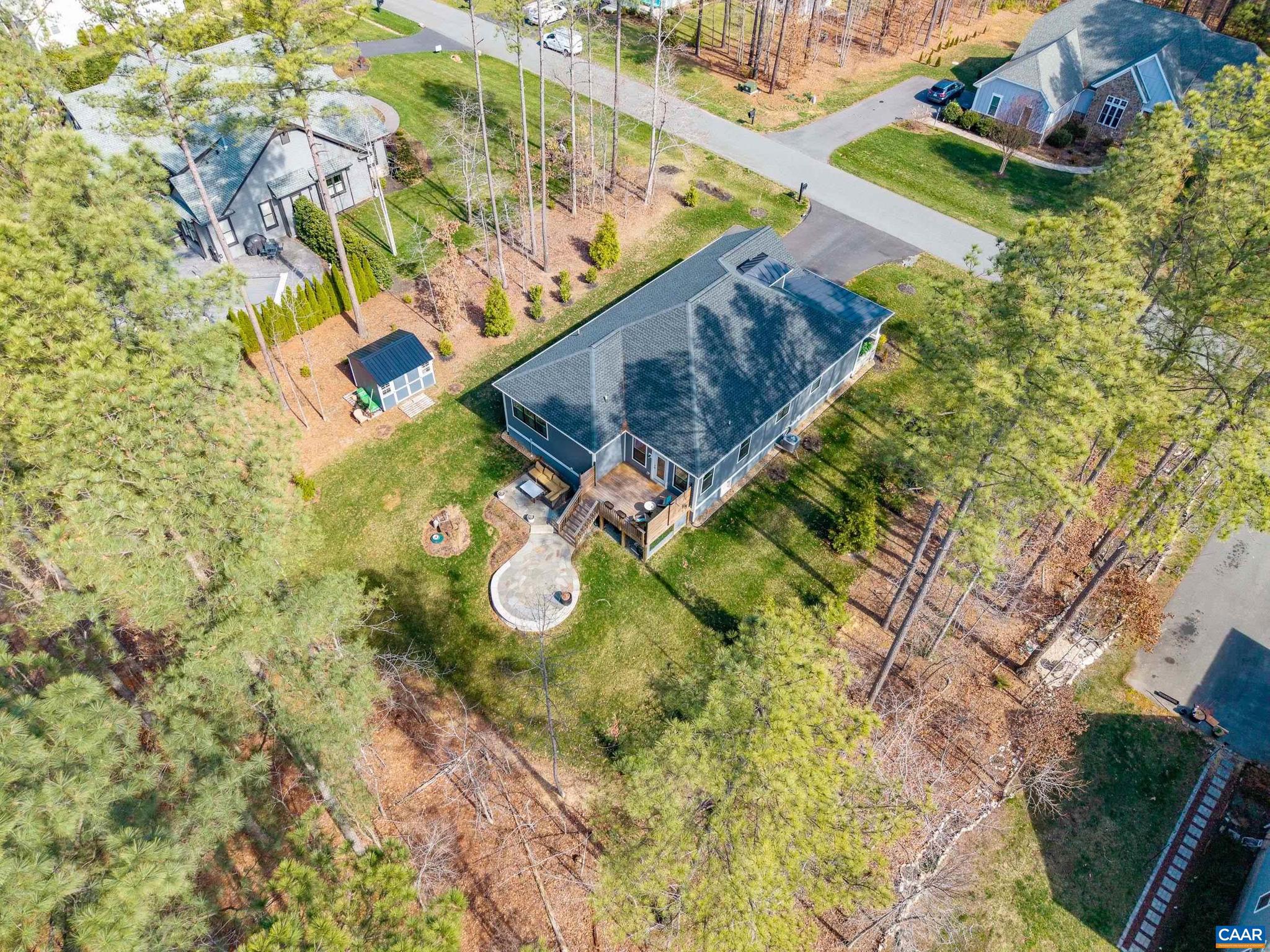 MEADOW BROOK - Residential