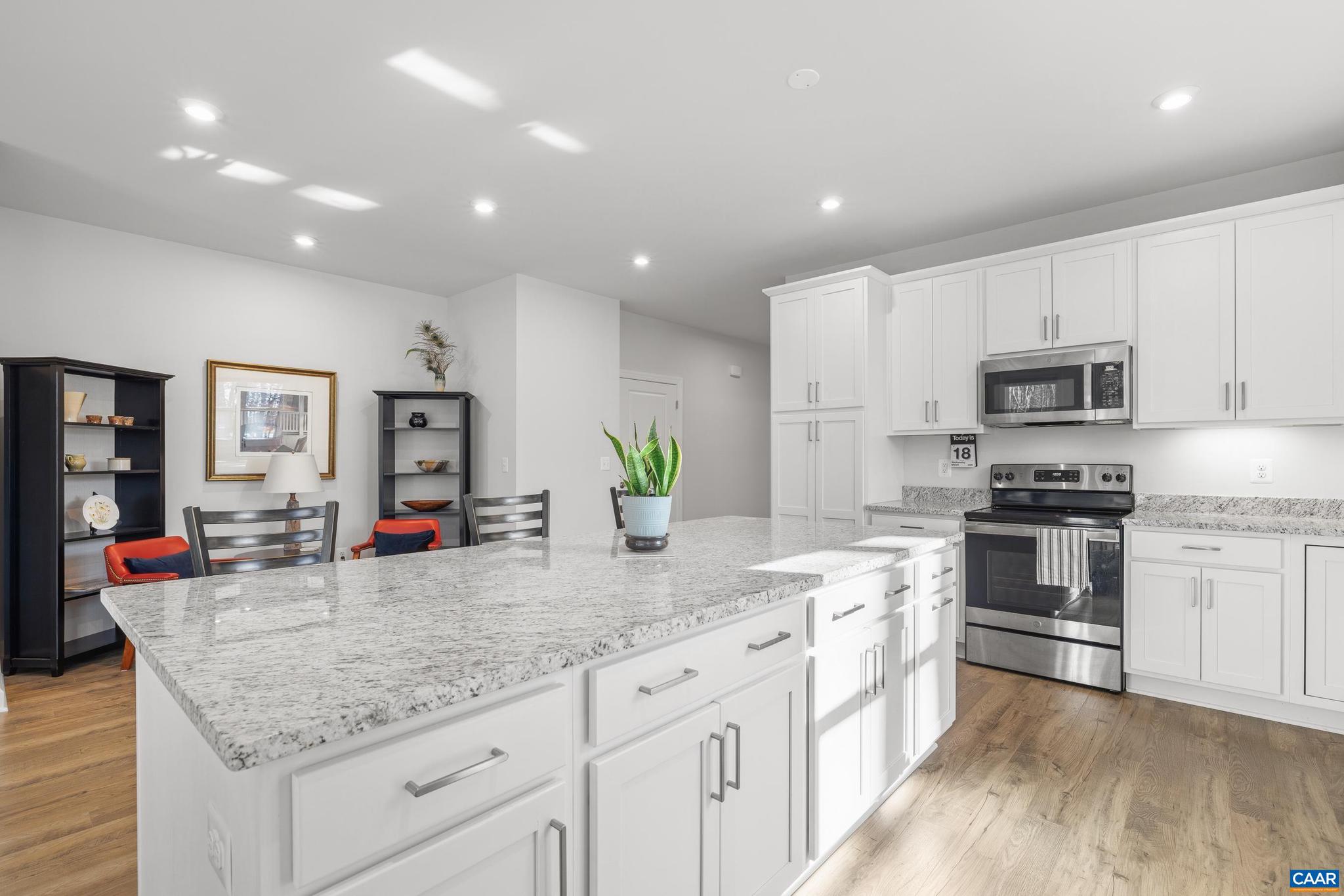 MEADOW BROOK - Residential