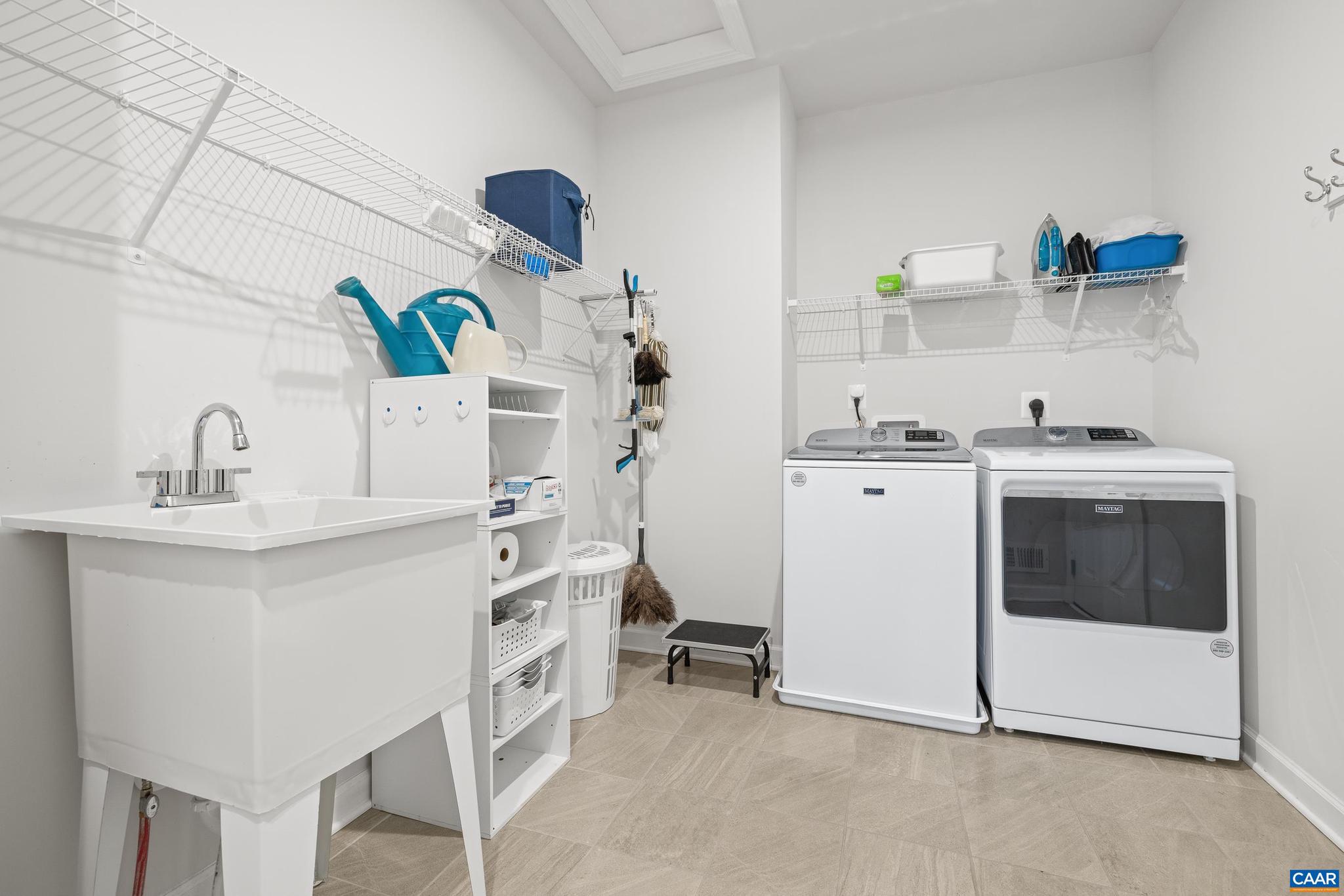 MEADOW BROOK - Residential