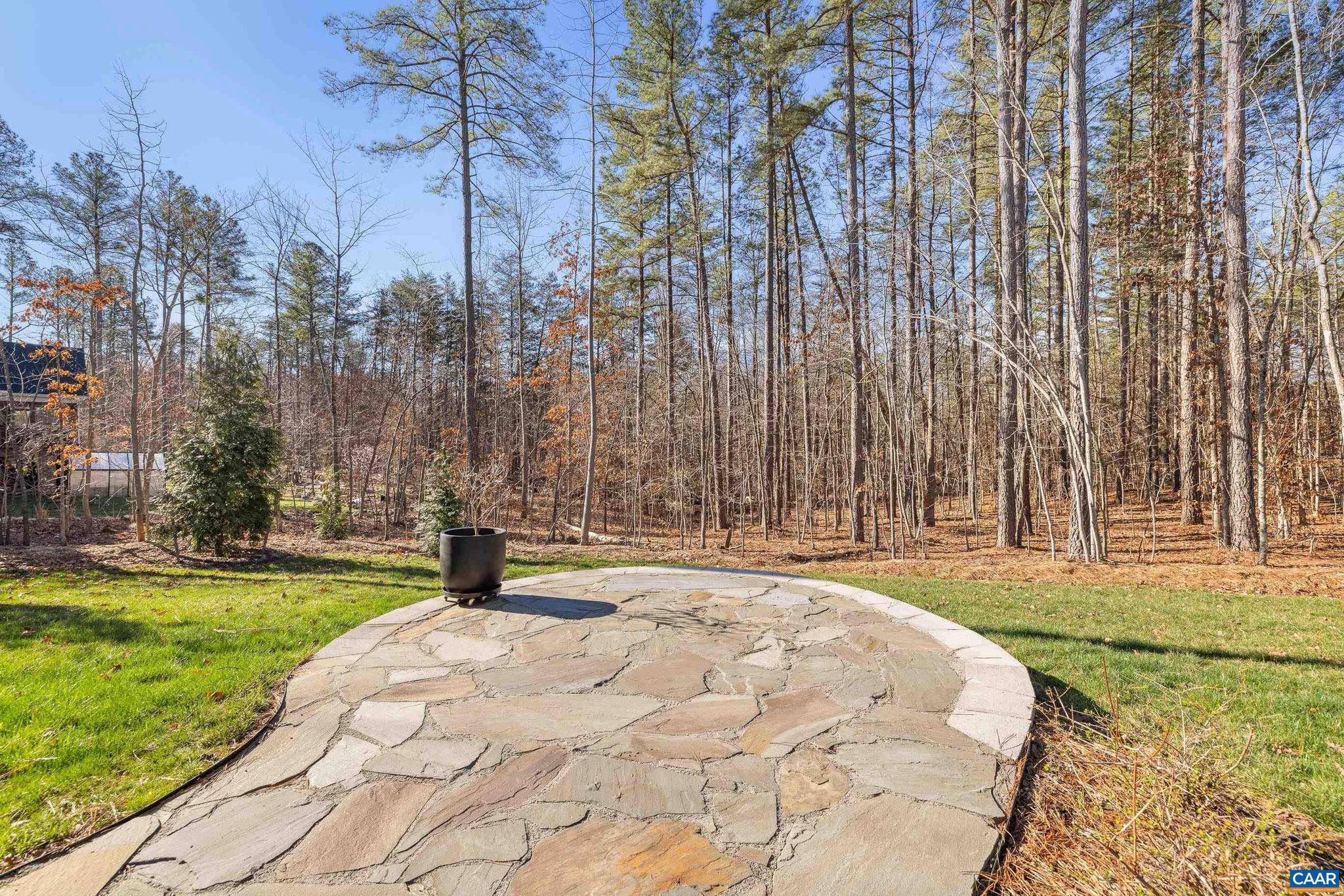 MEADOW BROOK - Residential