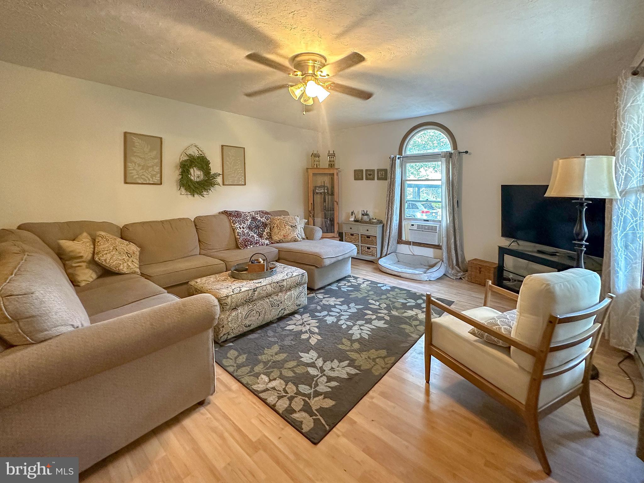 WALNUT RIDGE - Residential