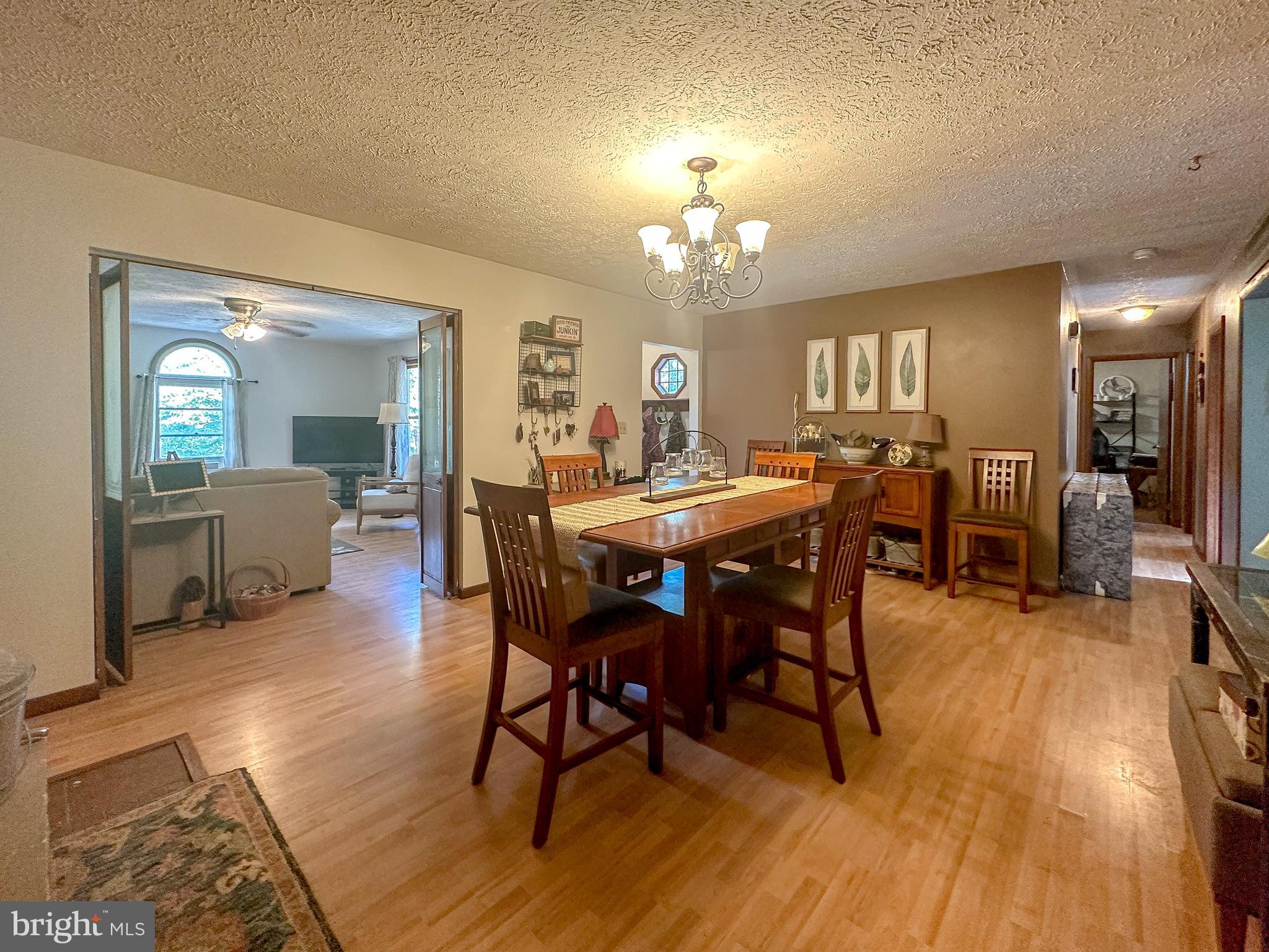 WALNUT RIDGE - Residential