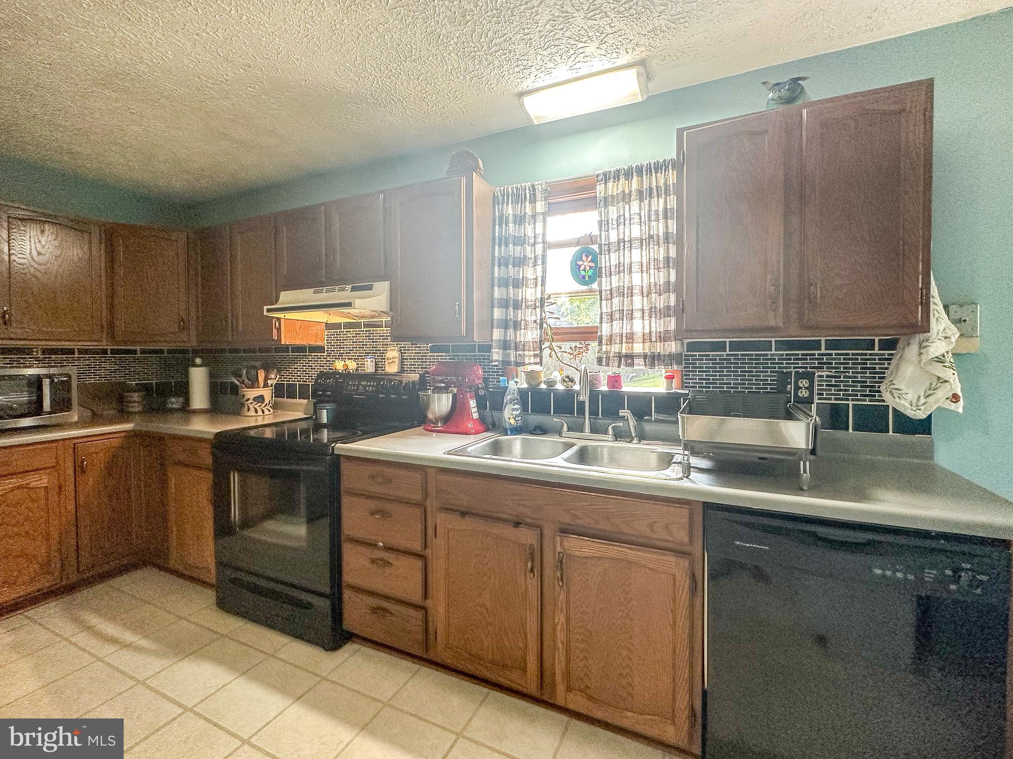 WALNUT RIDGE - Residential