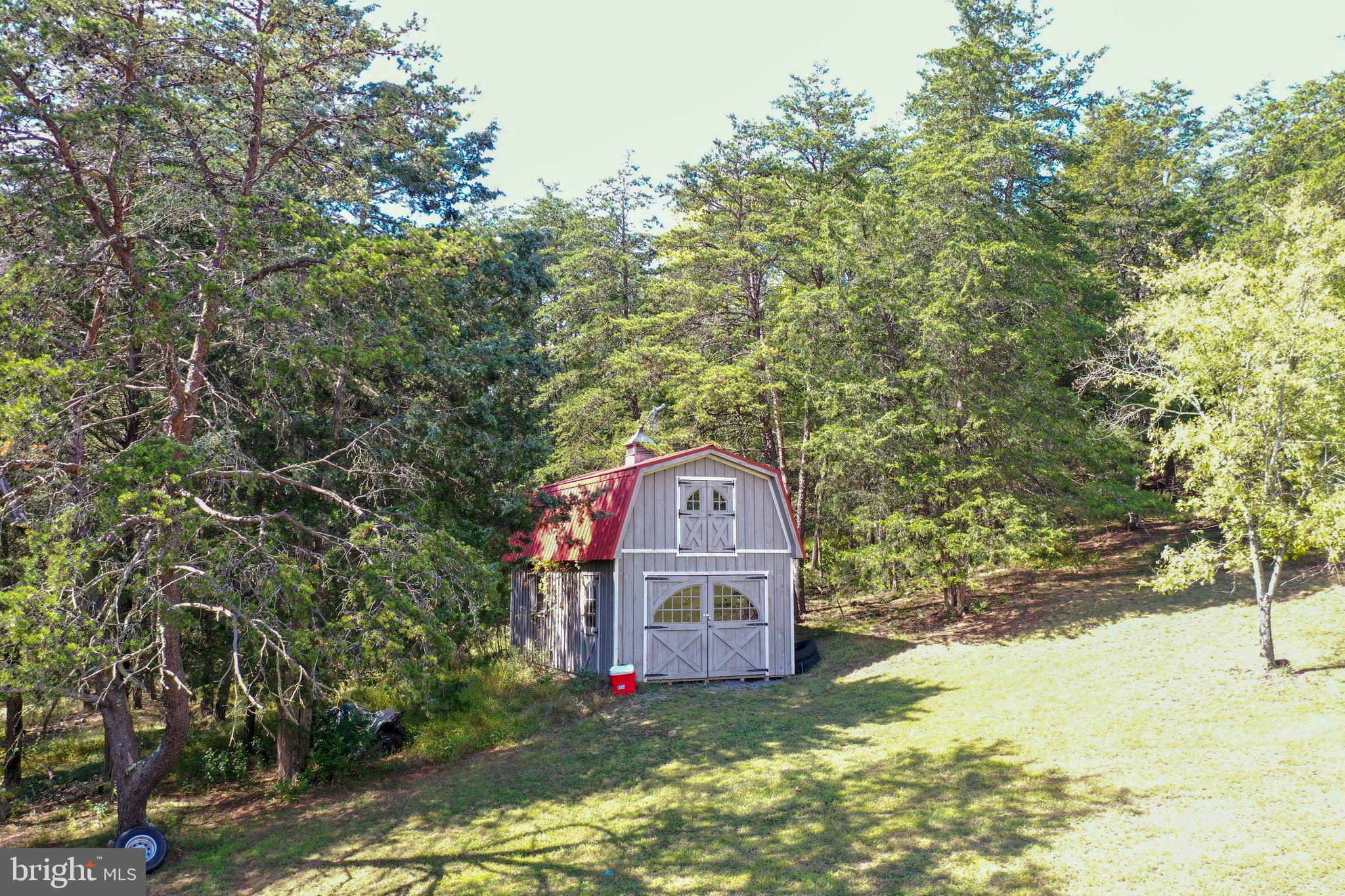 WALNUT RIDGE - Residential