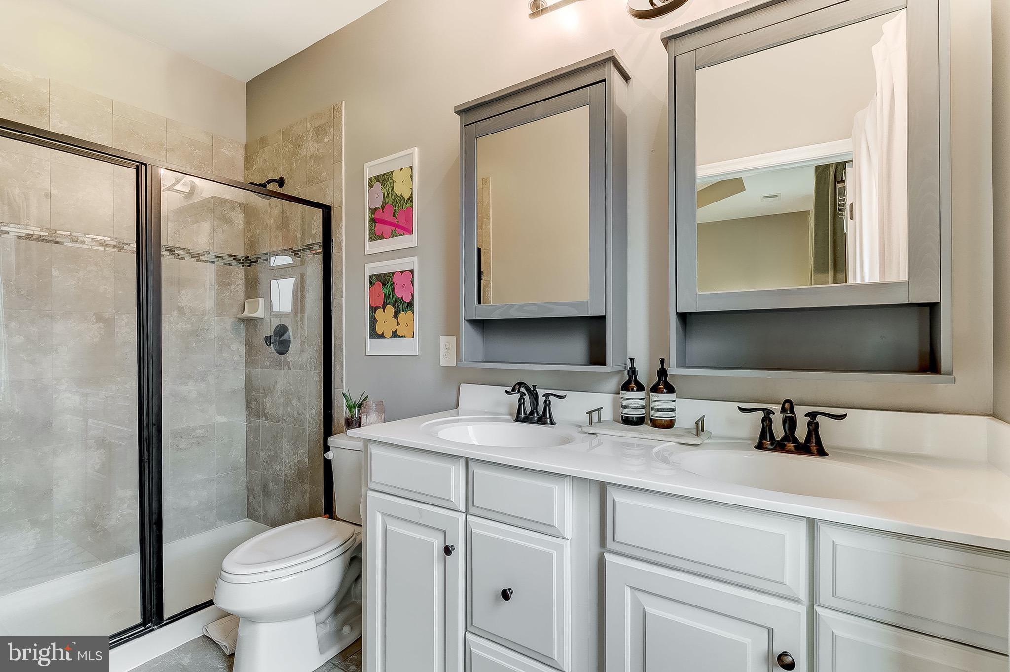 CREEKSIDE VILLAGE AT TANYARD SPRINGS - Residential