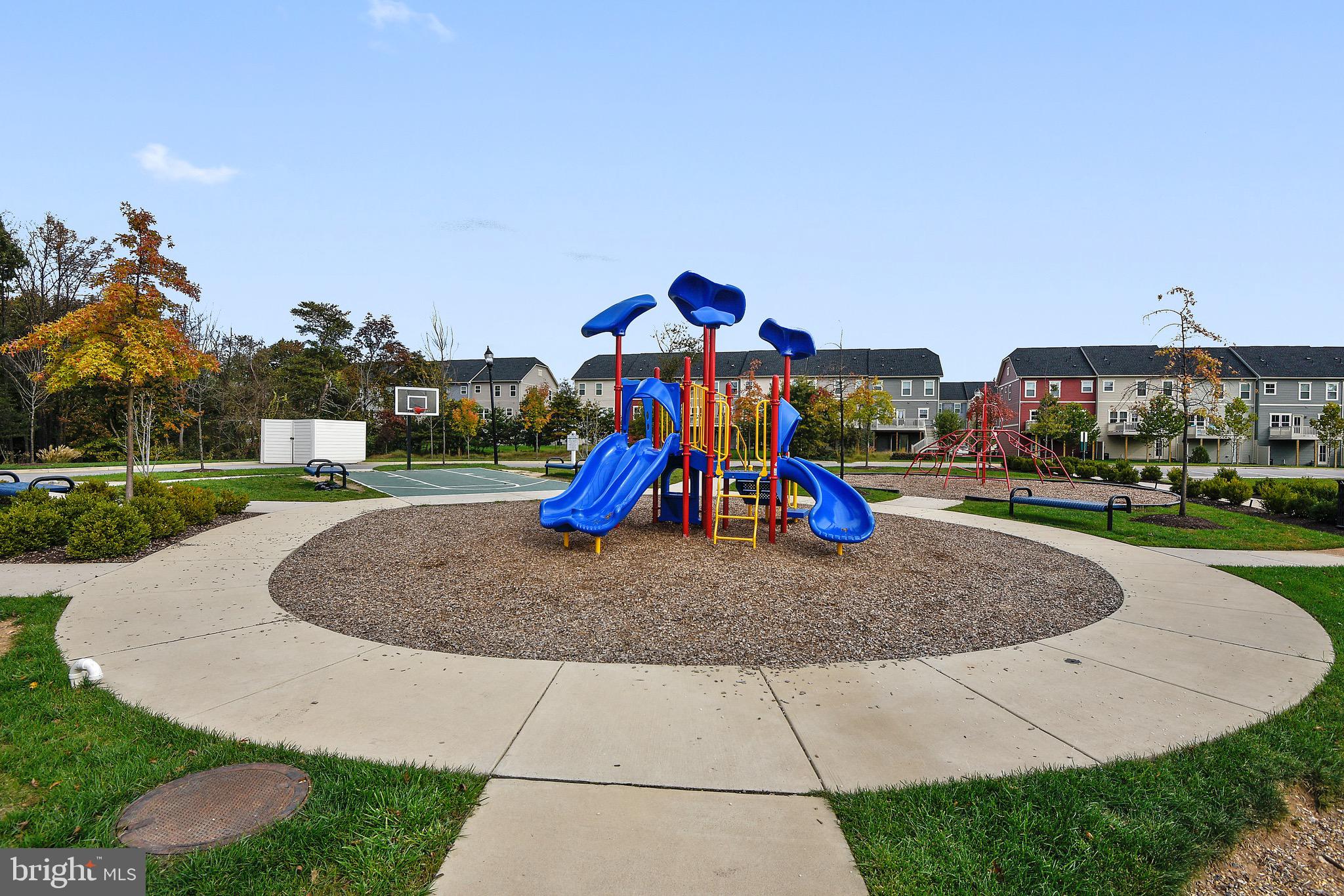 CREEKSIDE VILLAGE AT TANYARD SPRINGS - Residential