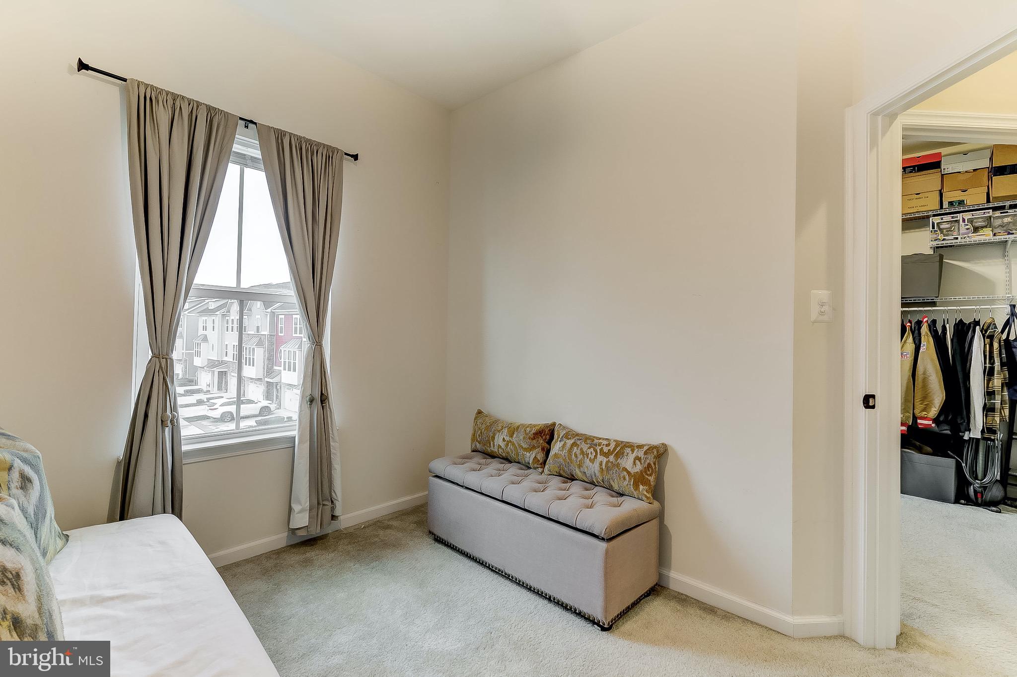 CREEKSIDE VILLAGE AT TANYARD SPRINGS - Residential