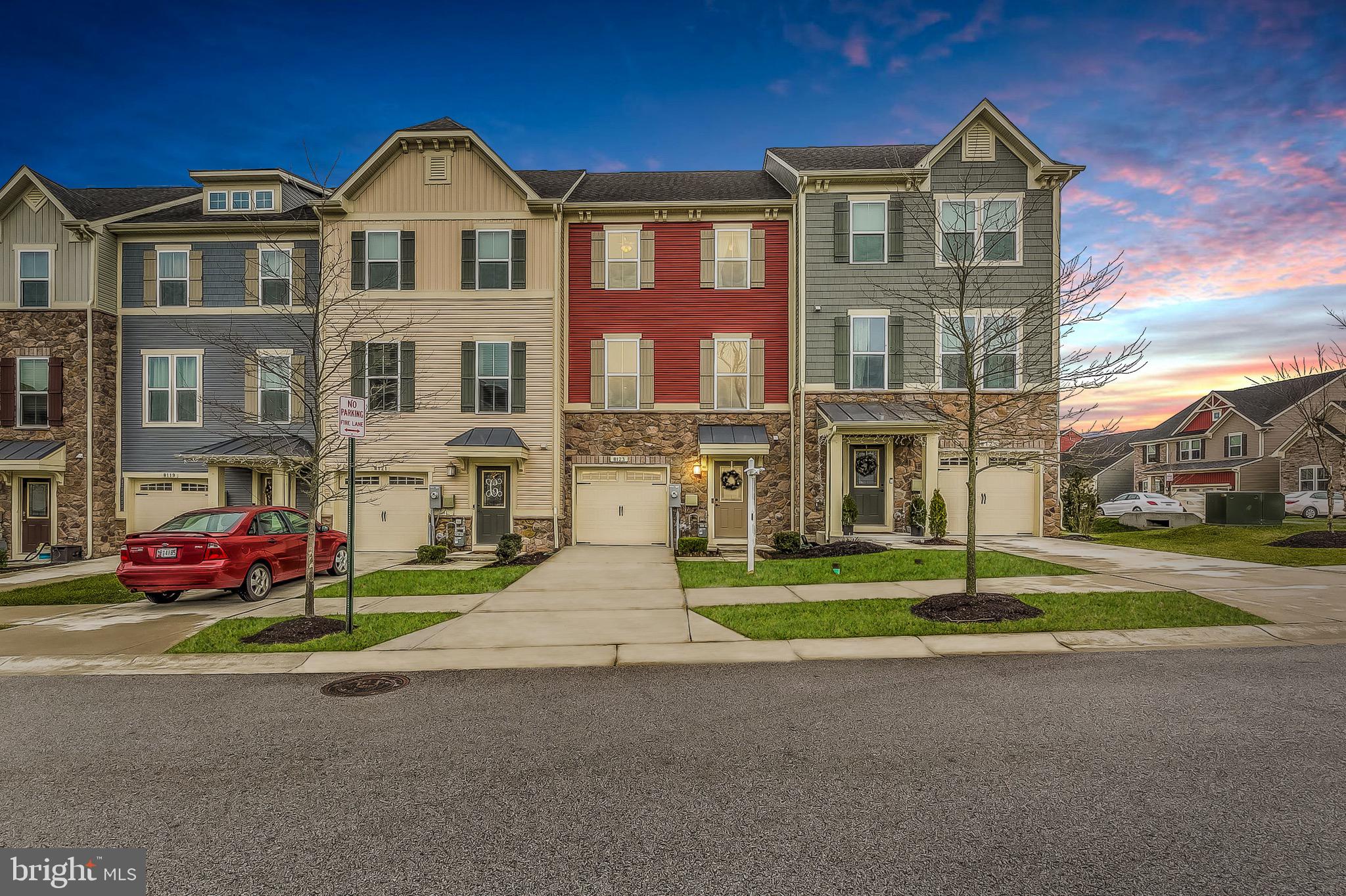 CREEKSIDE VILLAGE AT TANYARD SPRINGS - Residential