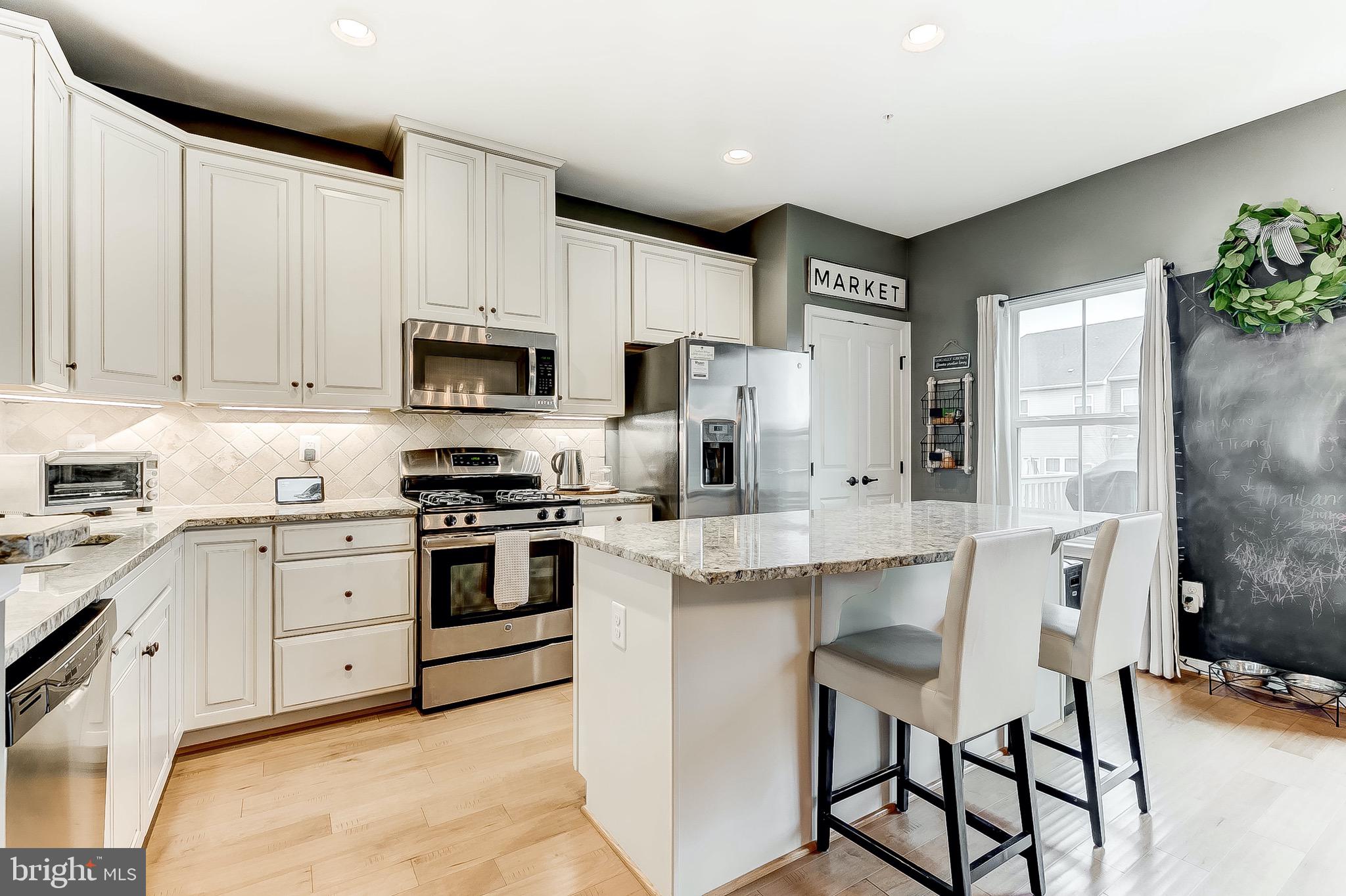 CREEKSIDE VILLAGE AT TANYARD SPRINGS - Residential