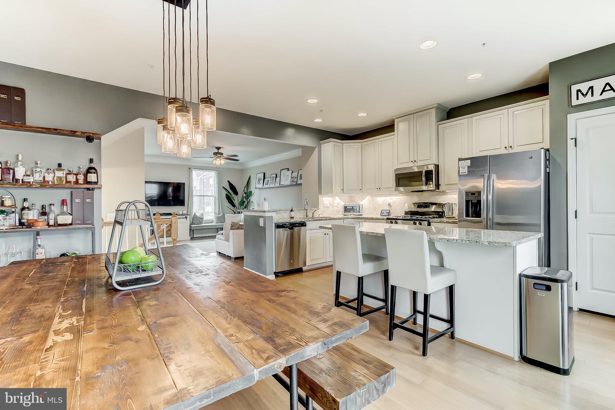 CREEKSIDE VILLAGE AT TANYARD SPRINGS - Residential