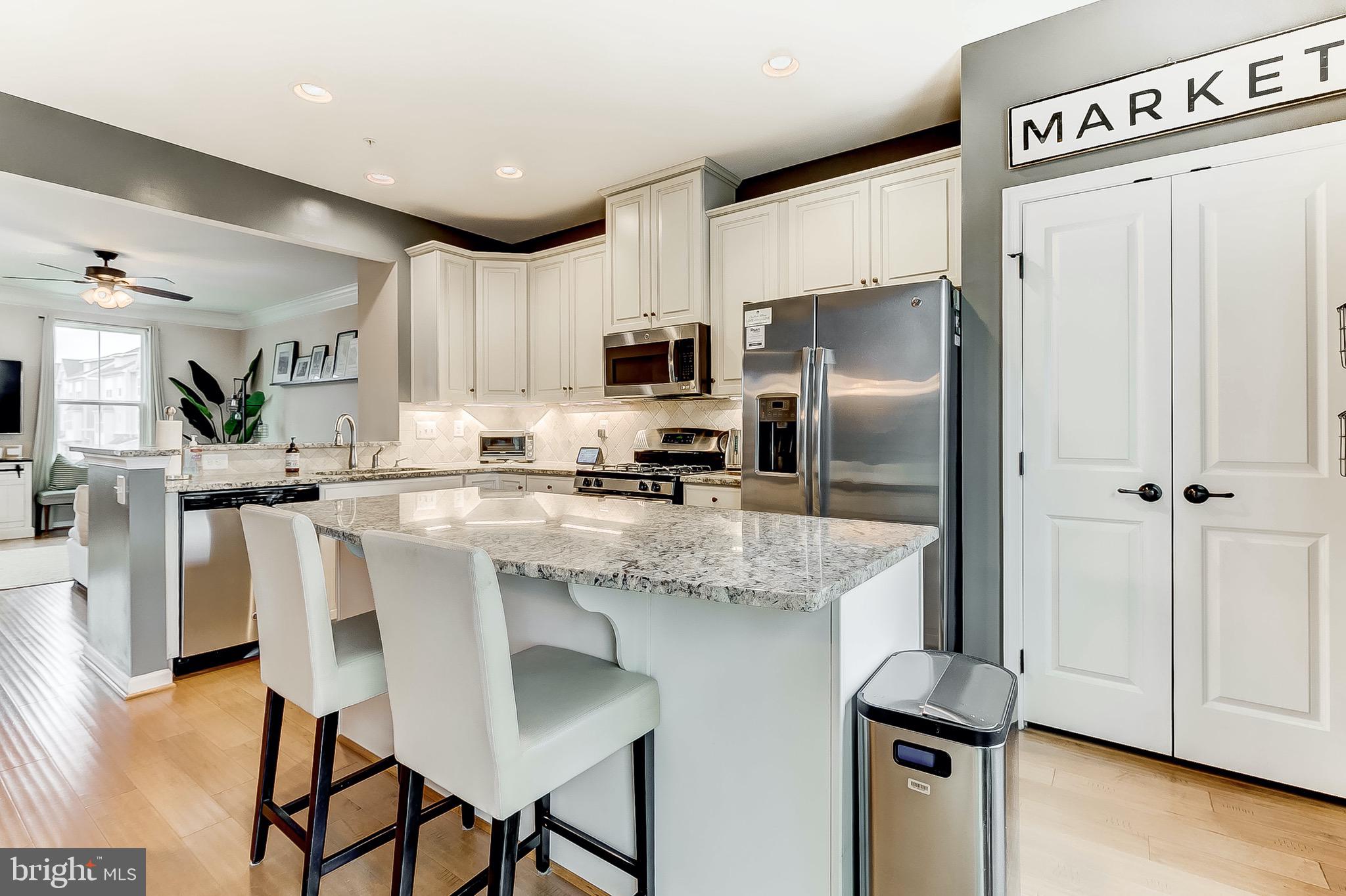 CREEKSIDE VILLAGE AT TANYARD SPRINGS - Residential