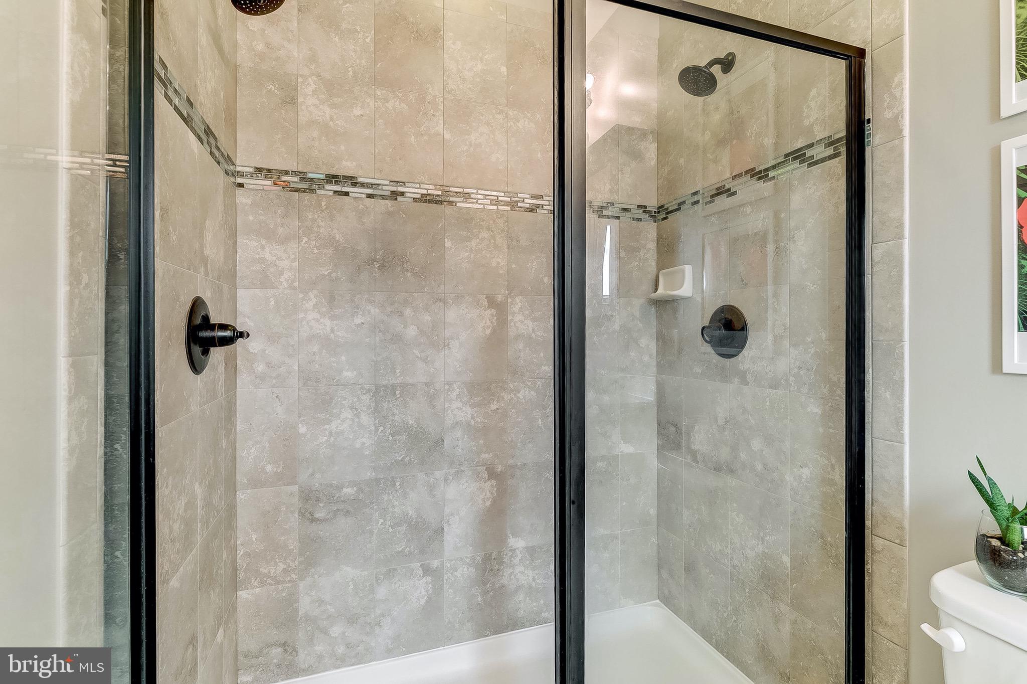 CREEKSIDE VILLAGE AT TANYARD SPRINGS - Residential