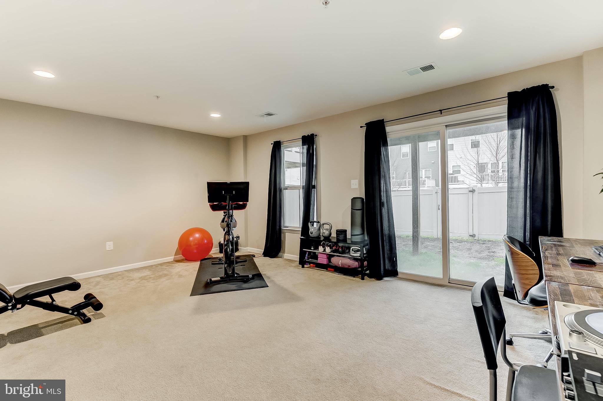 CREEKSIDE VILLAGE AT TANYARD SPRINGS - Residential