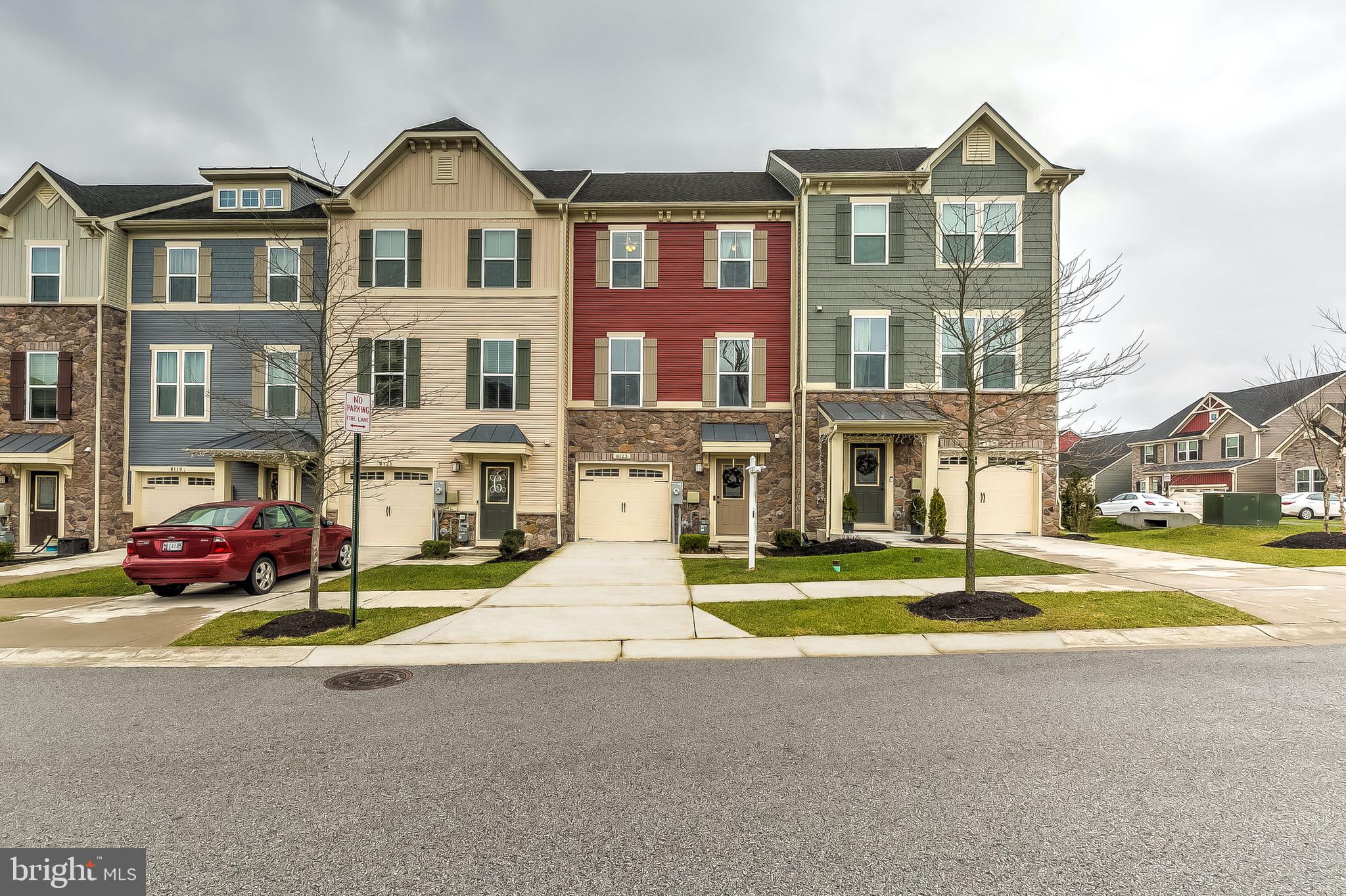 CREEKSIDE VILLAGE AT TANYARD SPRINGS - Residential
