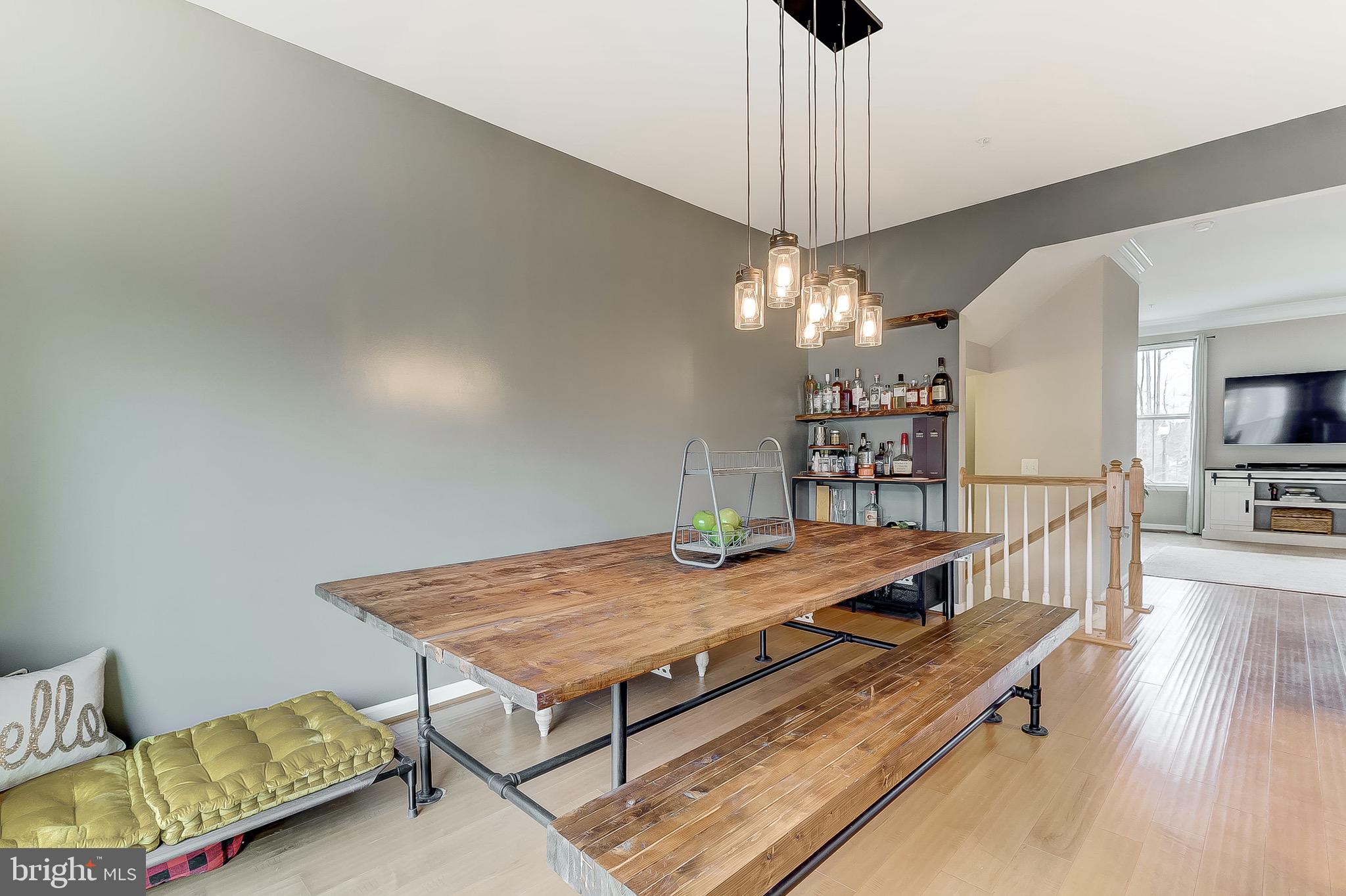 CREEKSIDE VILLAGE AT TANYARD SPRINGS - Residential