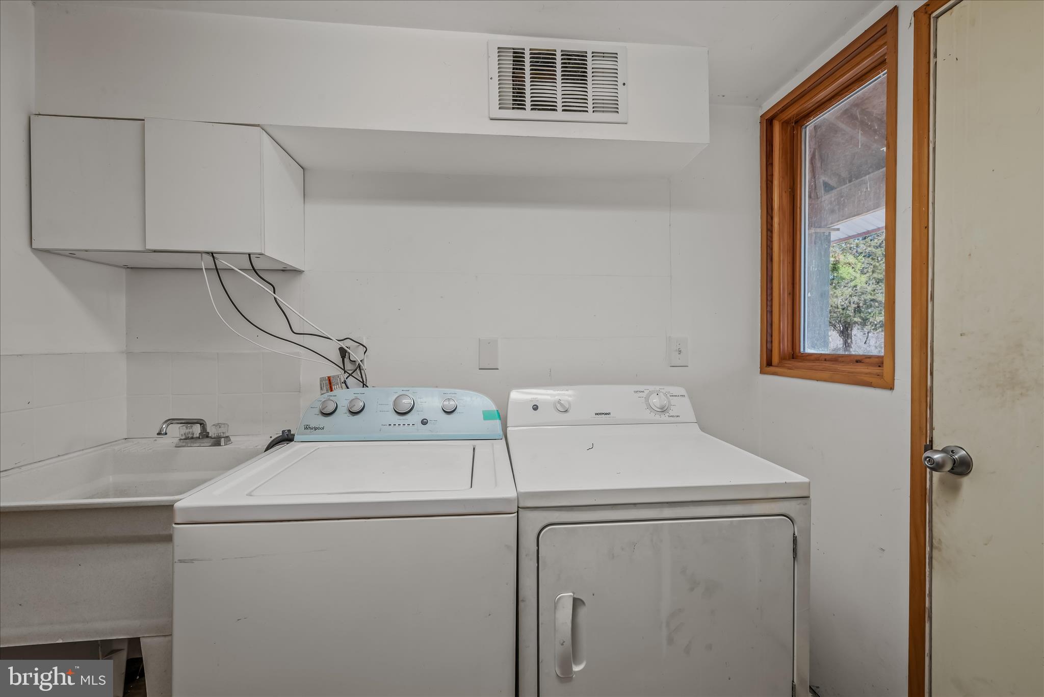 BIRCH CREEK - Residential