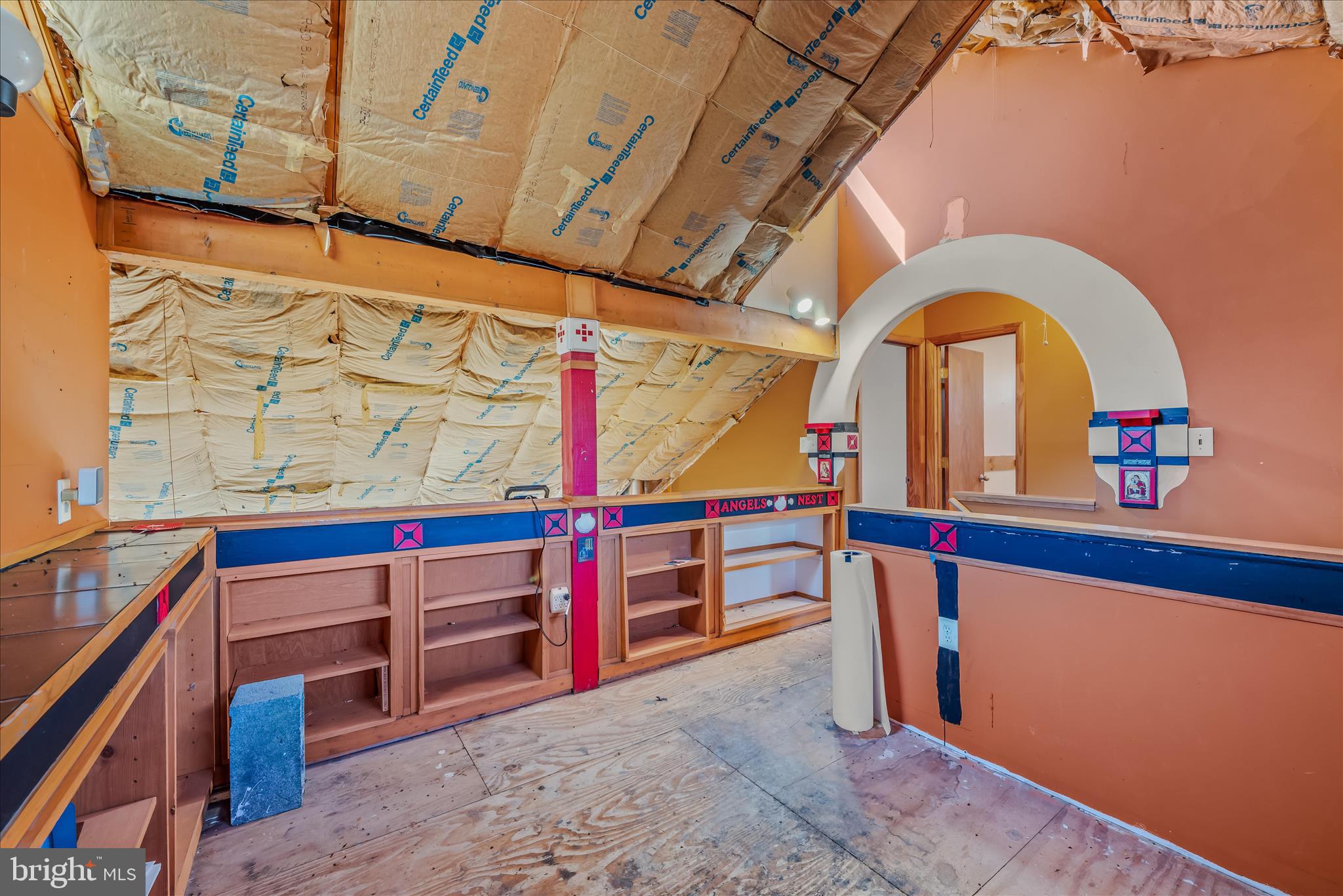 BIRCH CREEK - Residential