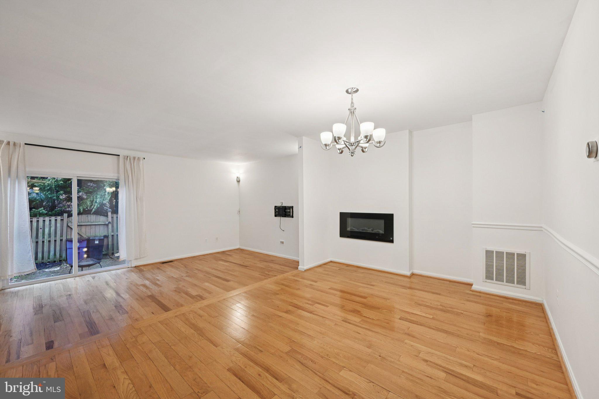 OLD FIELDS - Residential