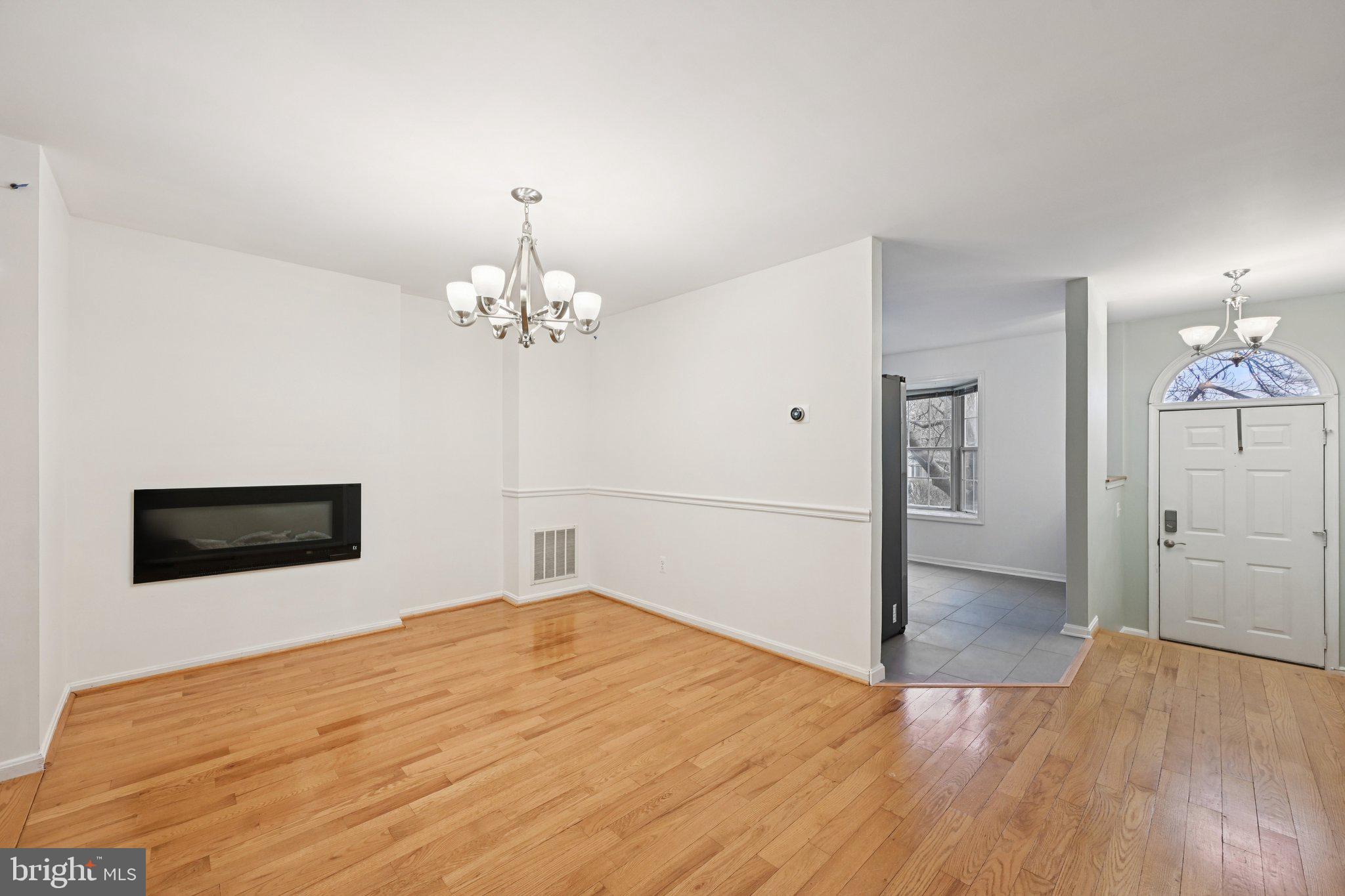 OLD FIELDS - Residential