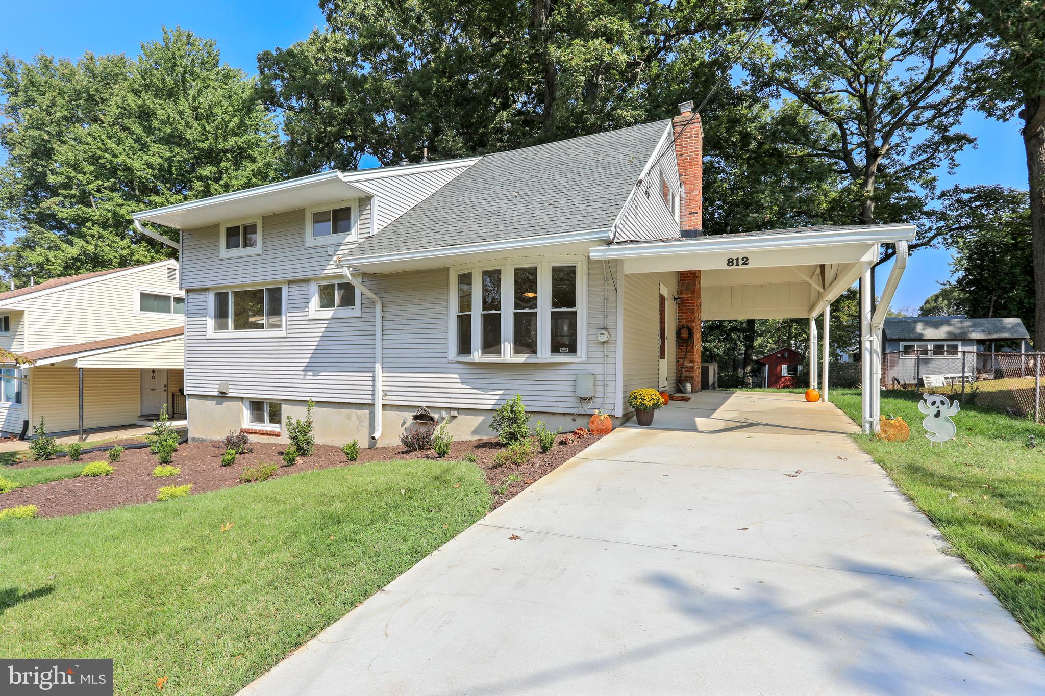 Open House CANCELLED Sun, Nov. 24th 1- 3:00 Under Contract Well kept and cared for home offers 3 finished levels with many updates and quality features ** The updated kitchen has newer cabinets and appliances, ceramic tile floor, inset lights and an island that connects the kitchen to the Family Rm. A Gas Fireplace with brick hearth and heatolator provides convenience and warmth. The large bay window allows tons of natural light in and a view to the large back yard. The master BR is located on this floor along with a cedar storage seat and shelved closet, plus a 2nd BR and Full renovated Bath with tub/shower. The 3rd and 4th BRs are found upstairs with a 2nd Full Bath (shower) and large cedar closet! The lower level has a 2nd Family Rm, which is newly carpeted, a workshop and utility rm. Of course, you will find real hardwood floors and fresh paint throughout. On the outside, you'll find a brand new roof, a new concrete driveway with room to park 2 cars and a shed in the back with electricity and heat! Enjoy the nearby, new Baynard Elem. school, parks and proximity to the Metro, train and lots of shopping in the Rockville town square. Wonderfully friendly neighborhood!