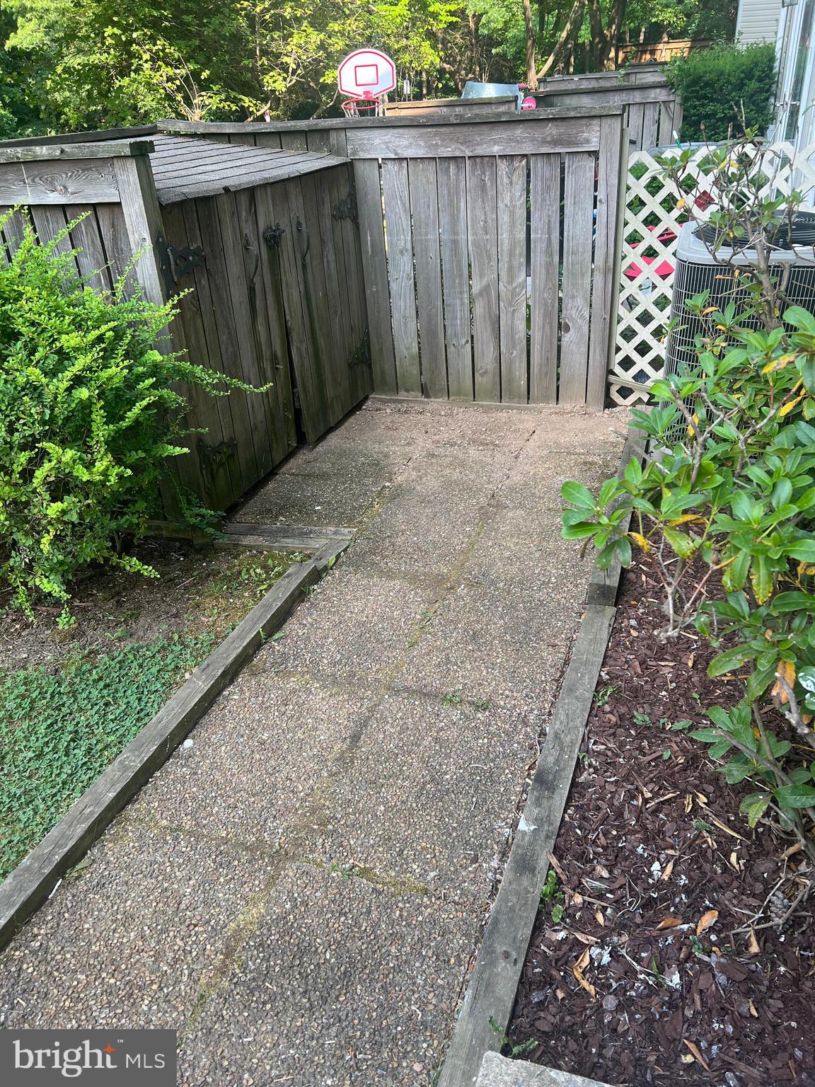 WOODFIELD AT MANCHESTER - Residential Lease