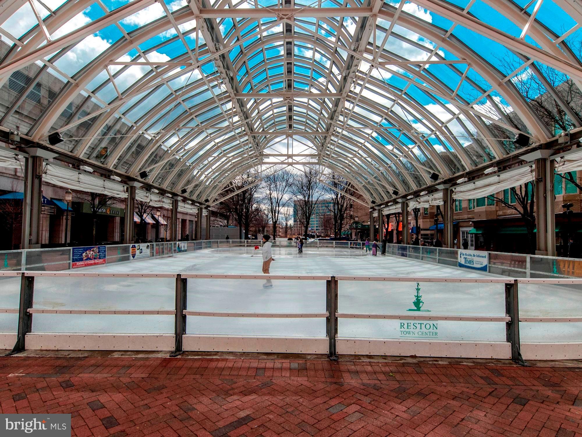 STRATFORD CONDOMINIUMS - Residential