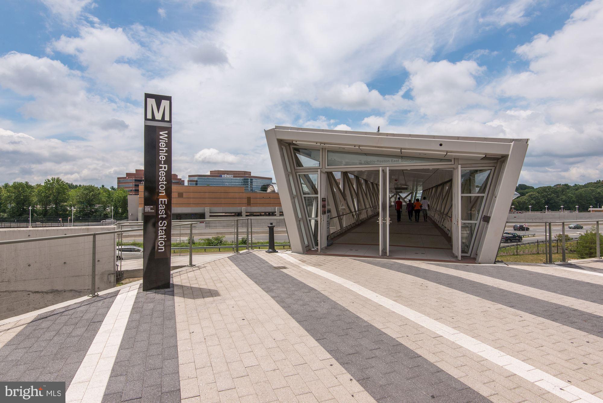 STRATFORD CONDOMINIUMS - Residential